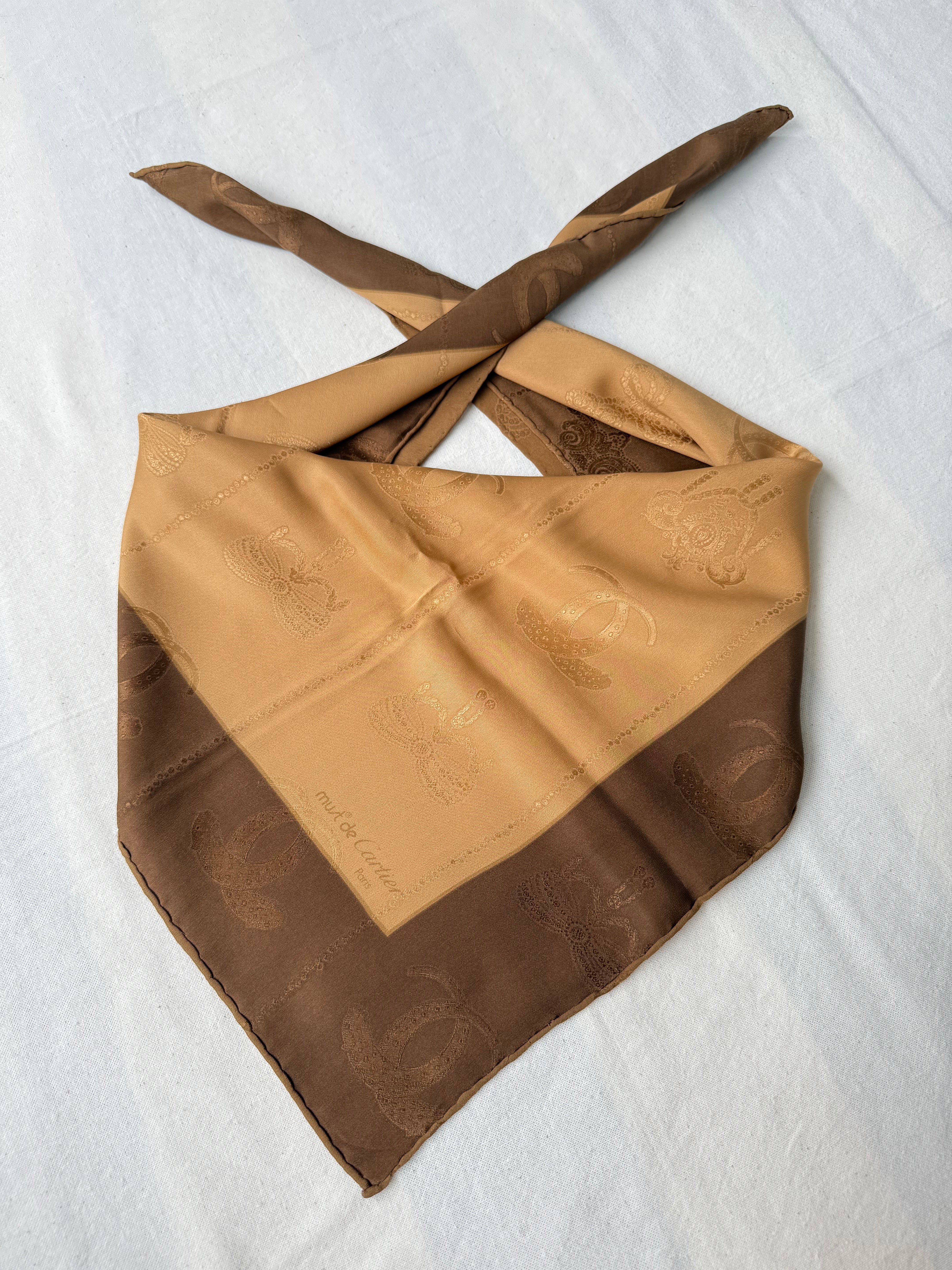 Foulard Cartier – Camel et Marron avec surpiqûres