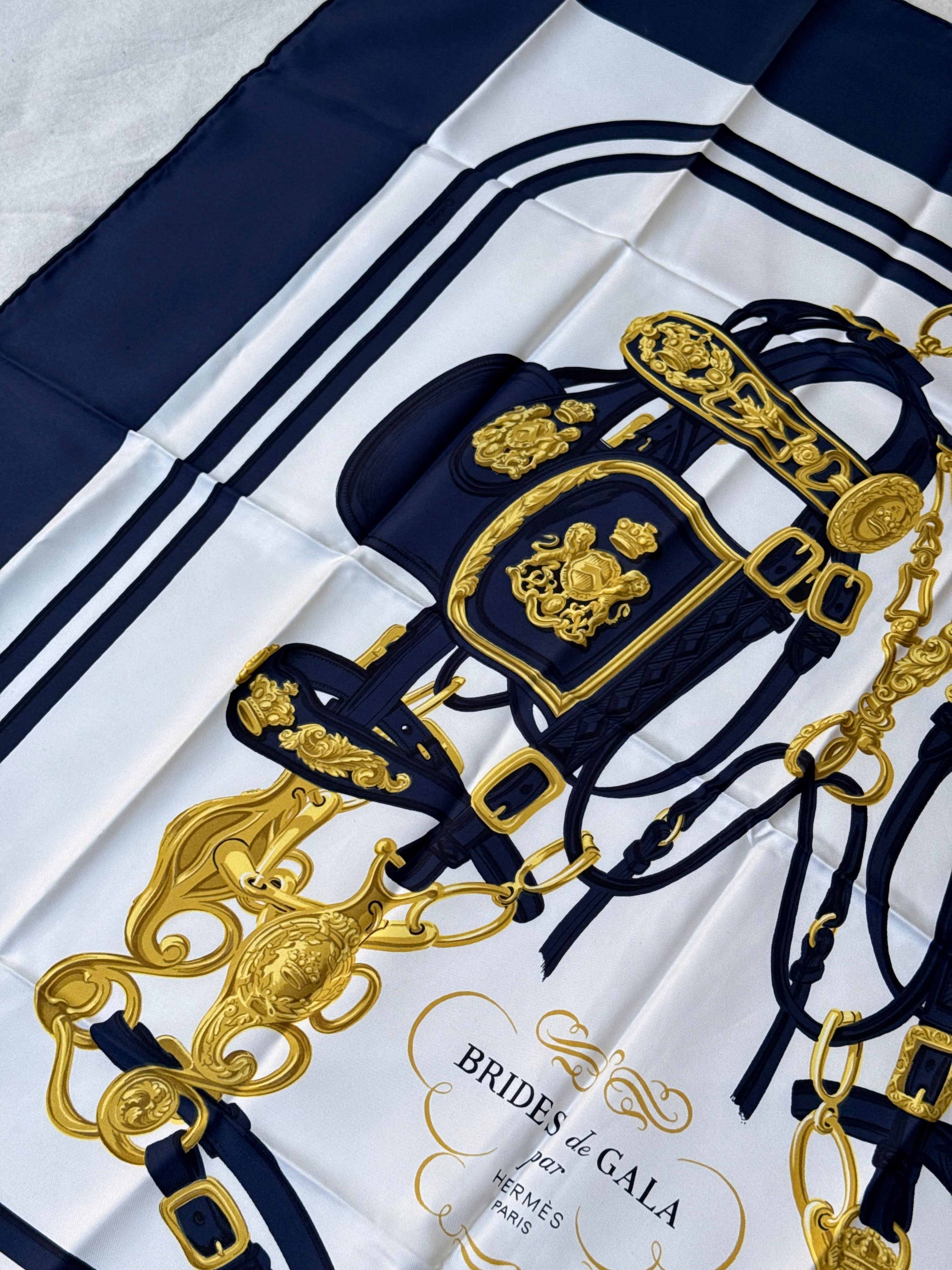 Foulard Hermès – Modèle Brides de Gala