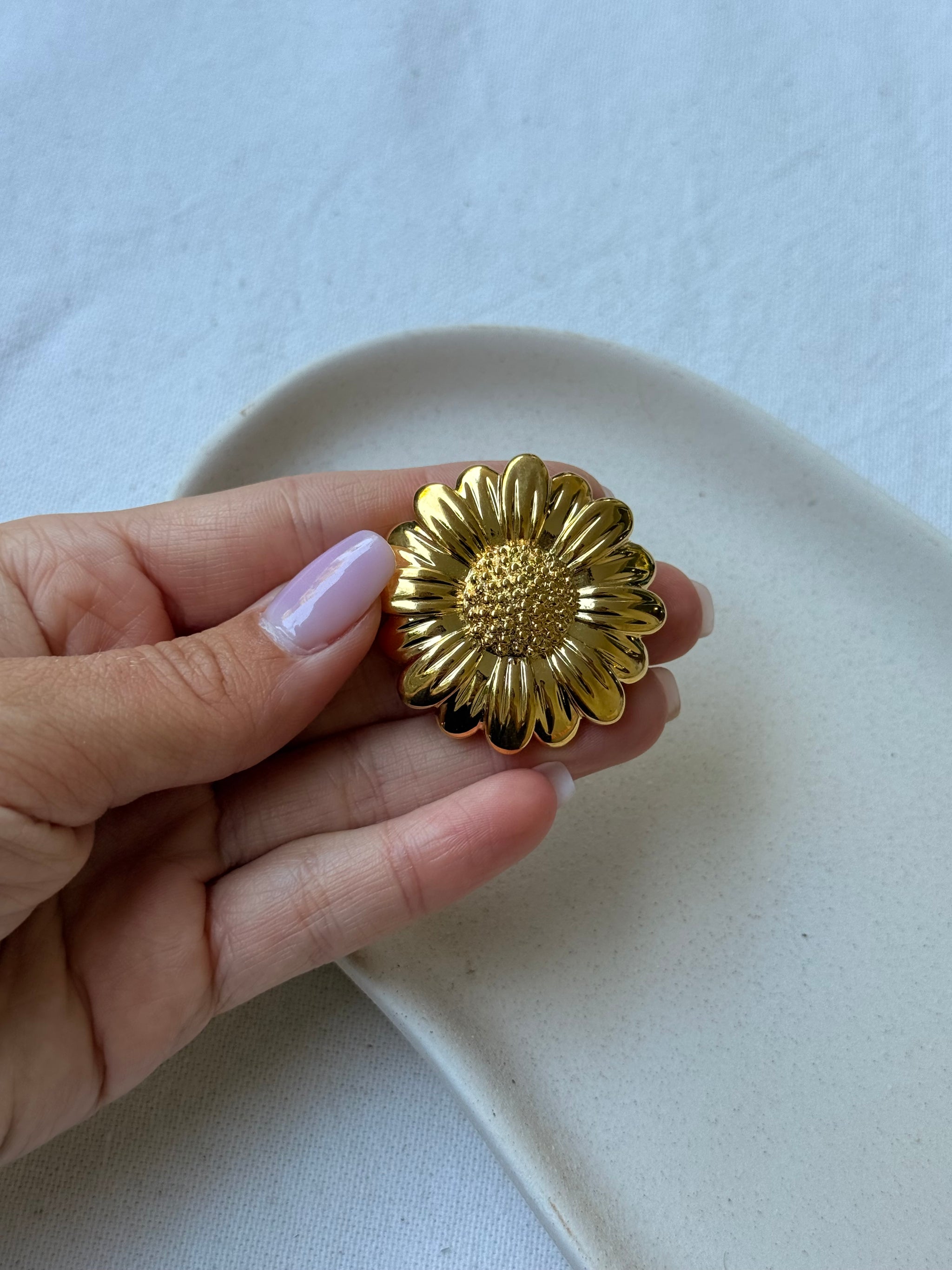 Broche vintage - Fleur dorée