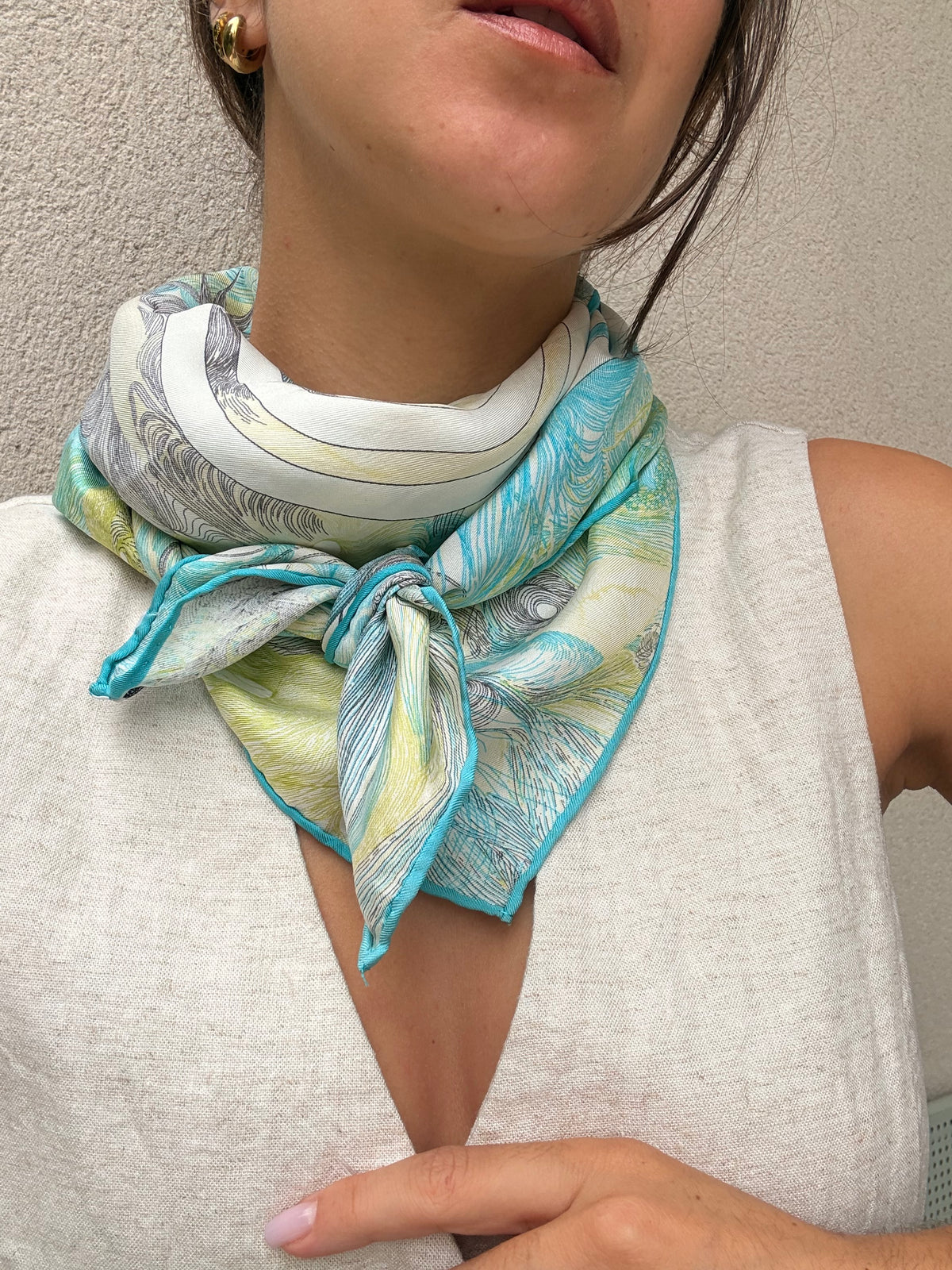 Foulard Hermès – Modèle Bride de Gala en Finesse