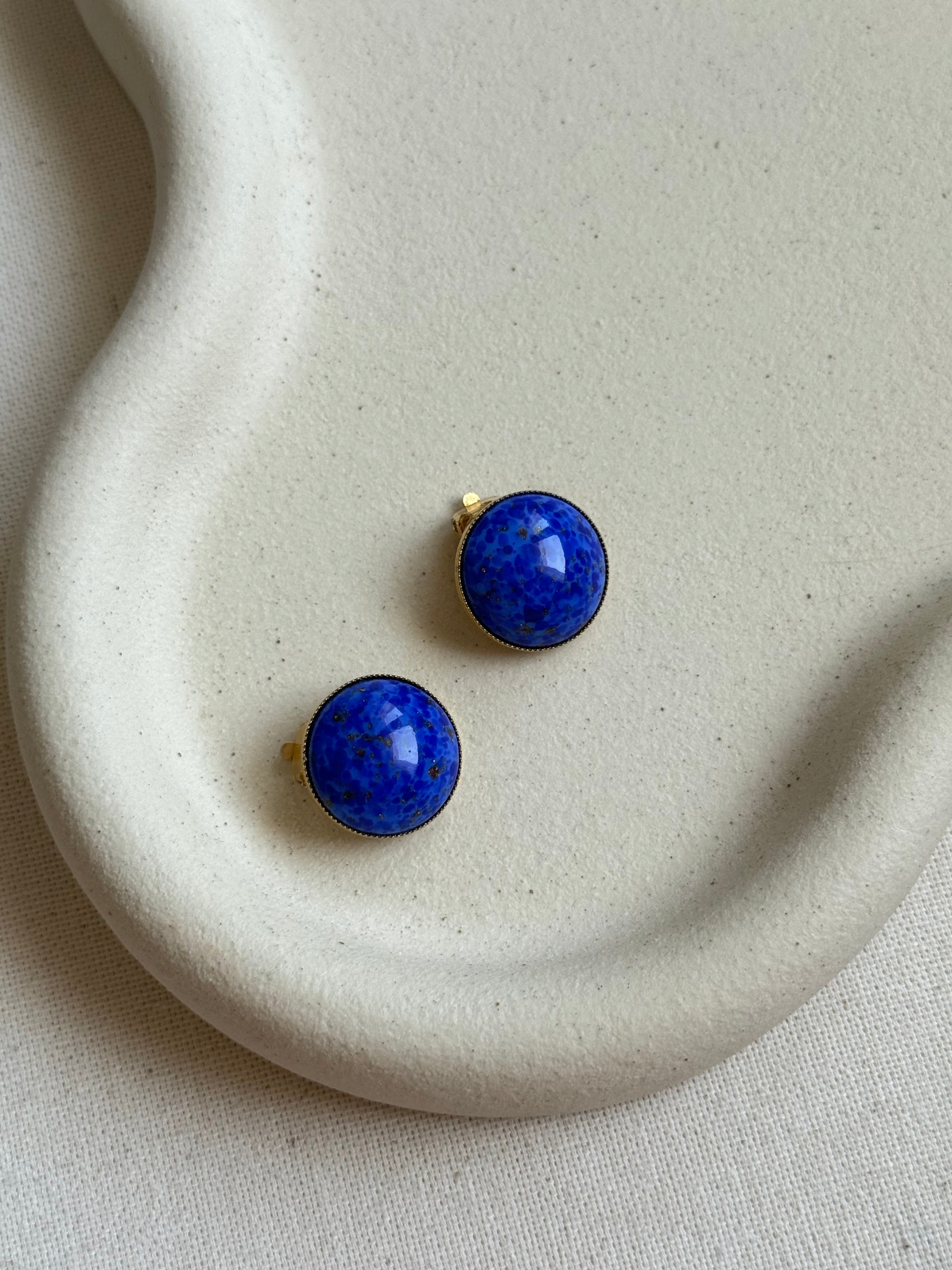 Vintage earrings - Blue glass paste cabochons