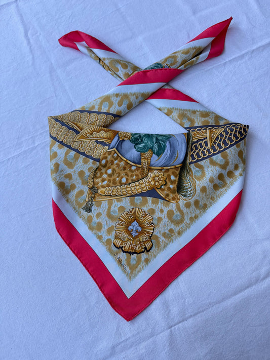 Foulard Hermès – Modèle Casques et Plumets