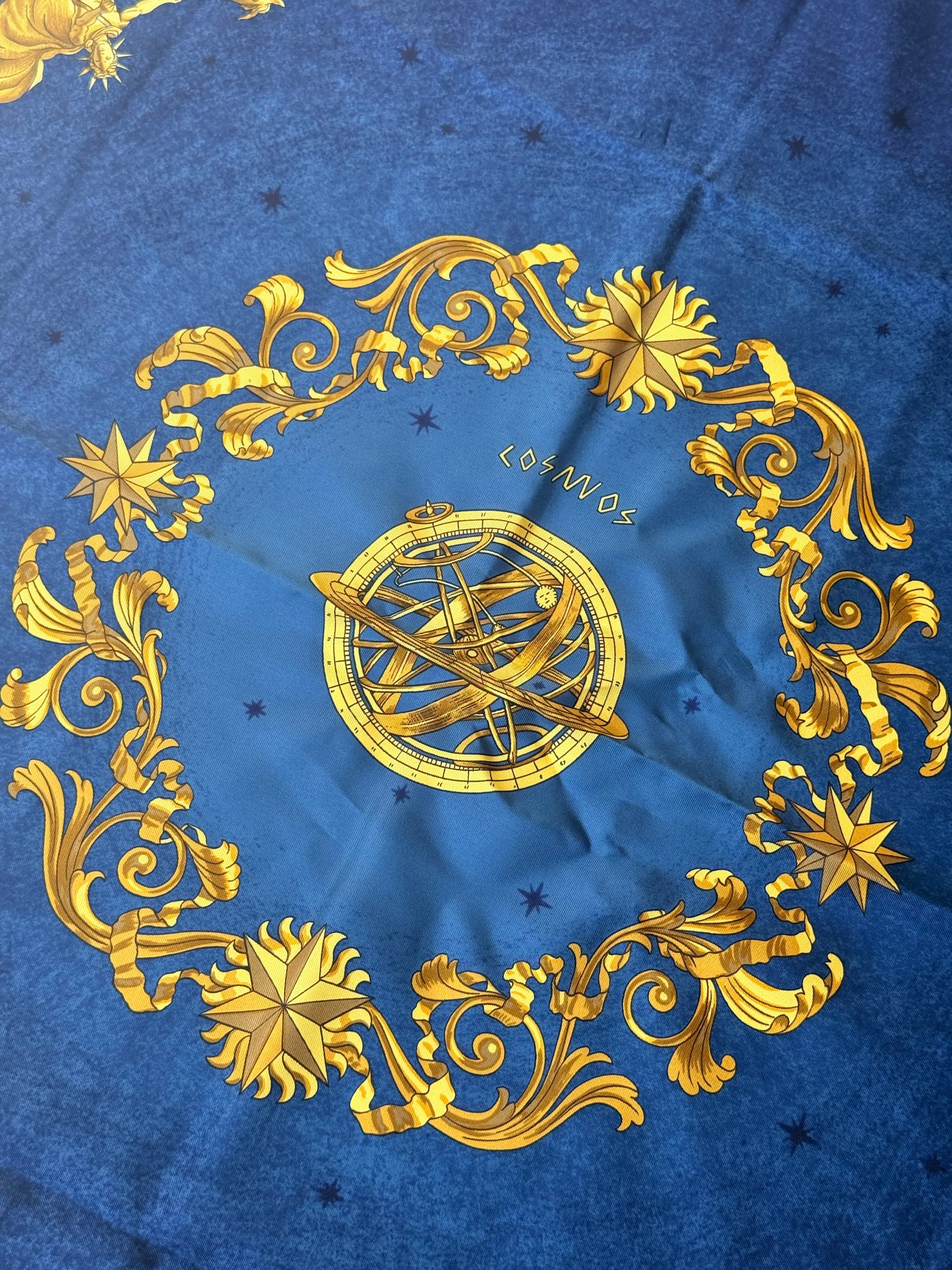 Foulard Hermès – Modèle Cosmos