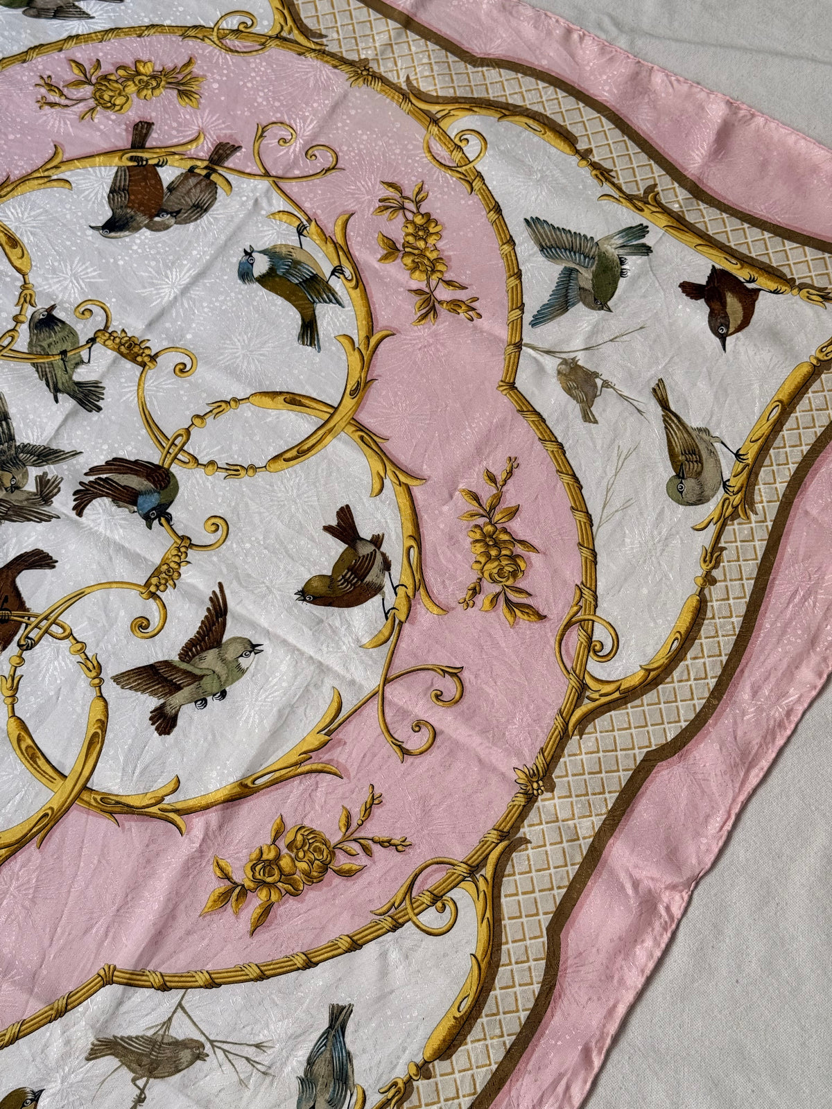 Foulard Hermès – Modèle La Clé des Champs