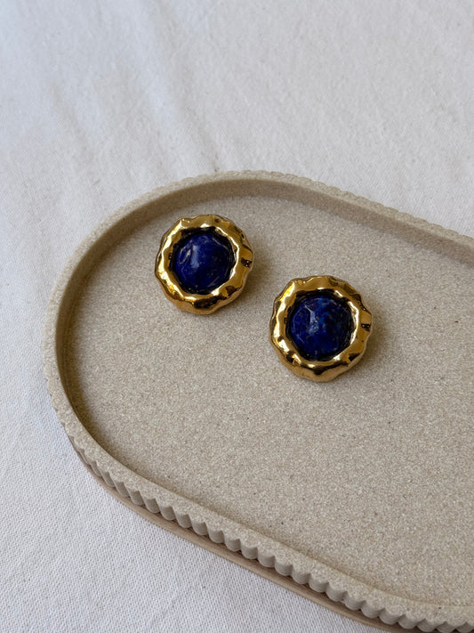 Boucles d’oreilles Guy Laroche vintage - Cabochons bleu profond