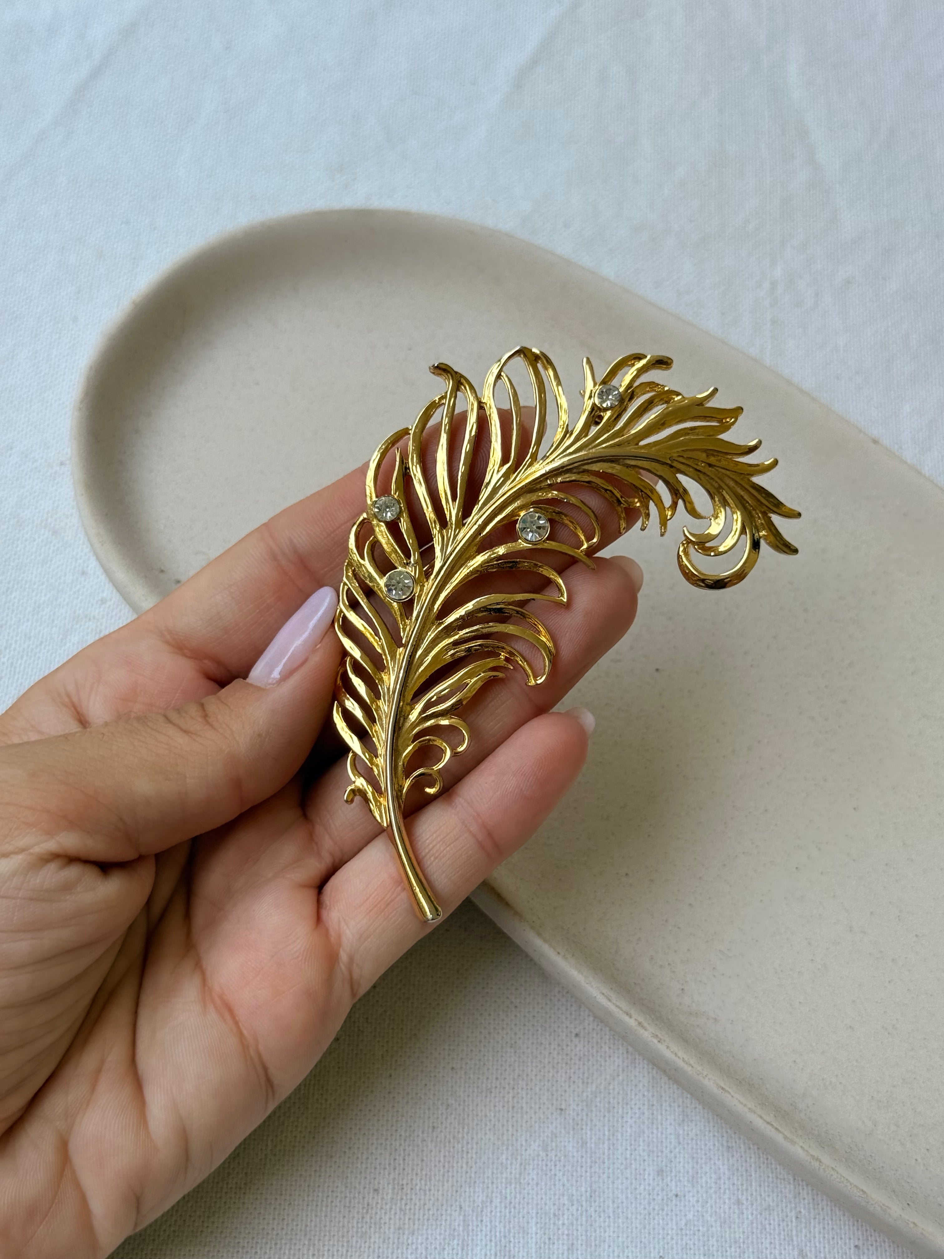 Broche vintage - Motif plume dorée XL