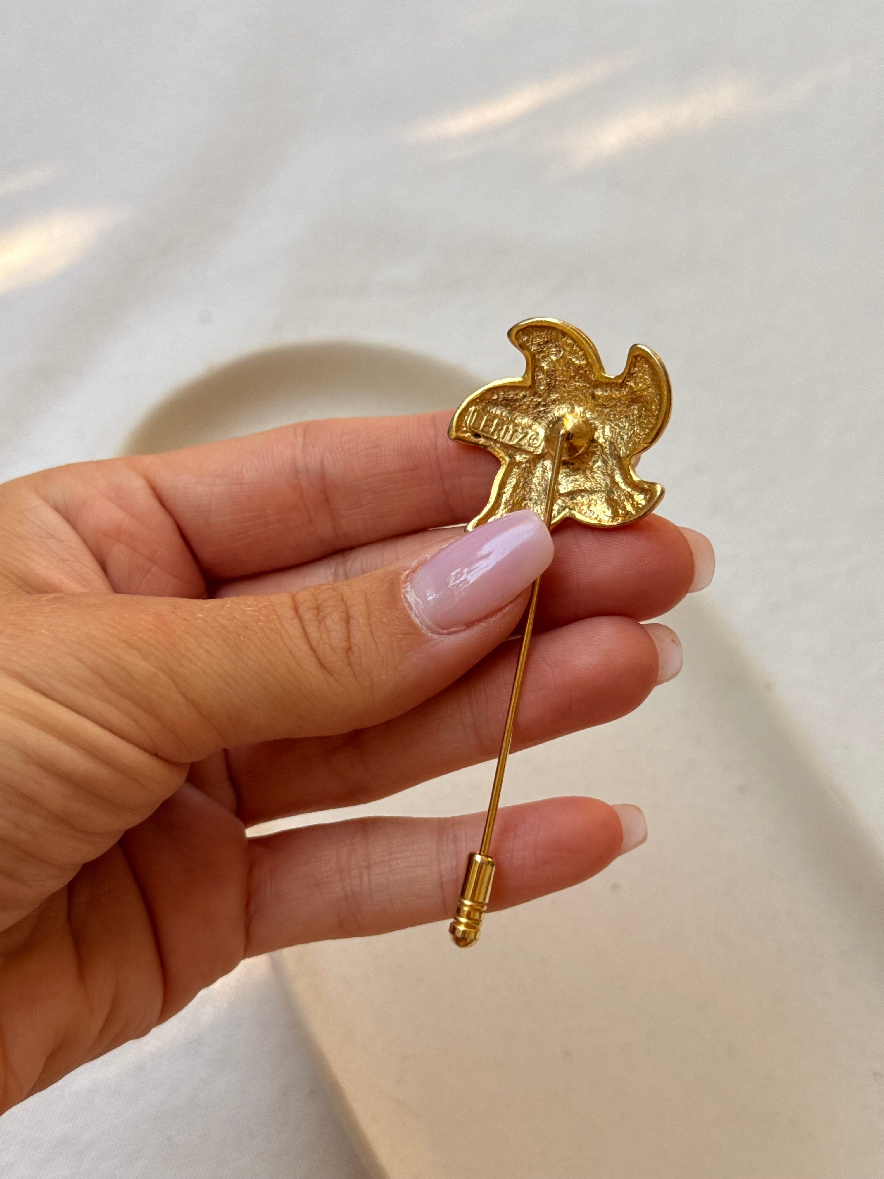 Broche Leritz vintage - Épingle étoile de mer orangée