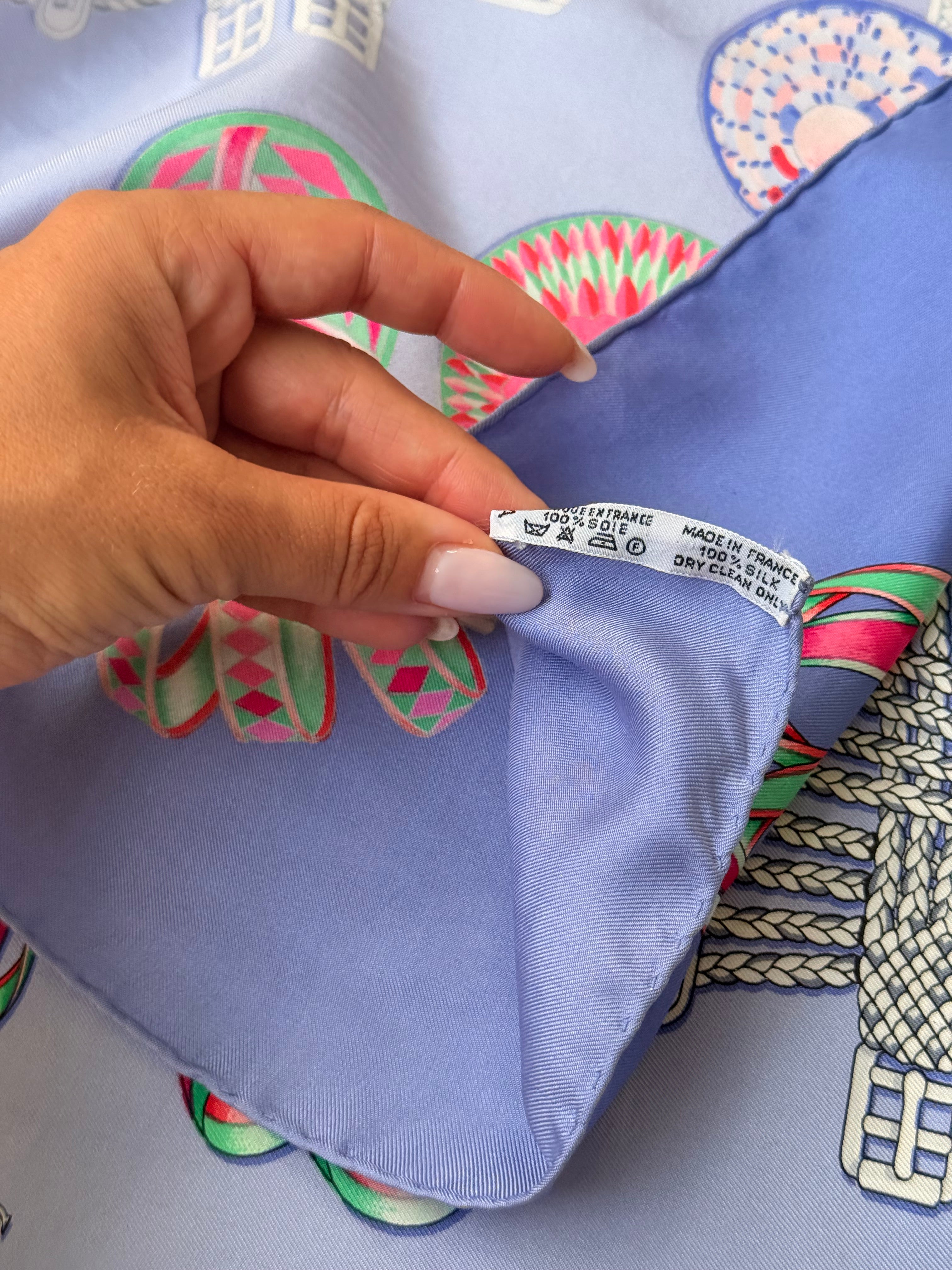 Foulard Hermès – Modèle Les Rubans Du Cheval