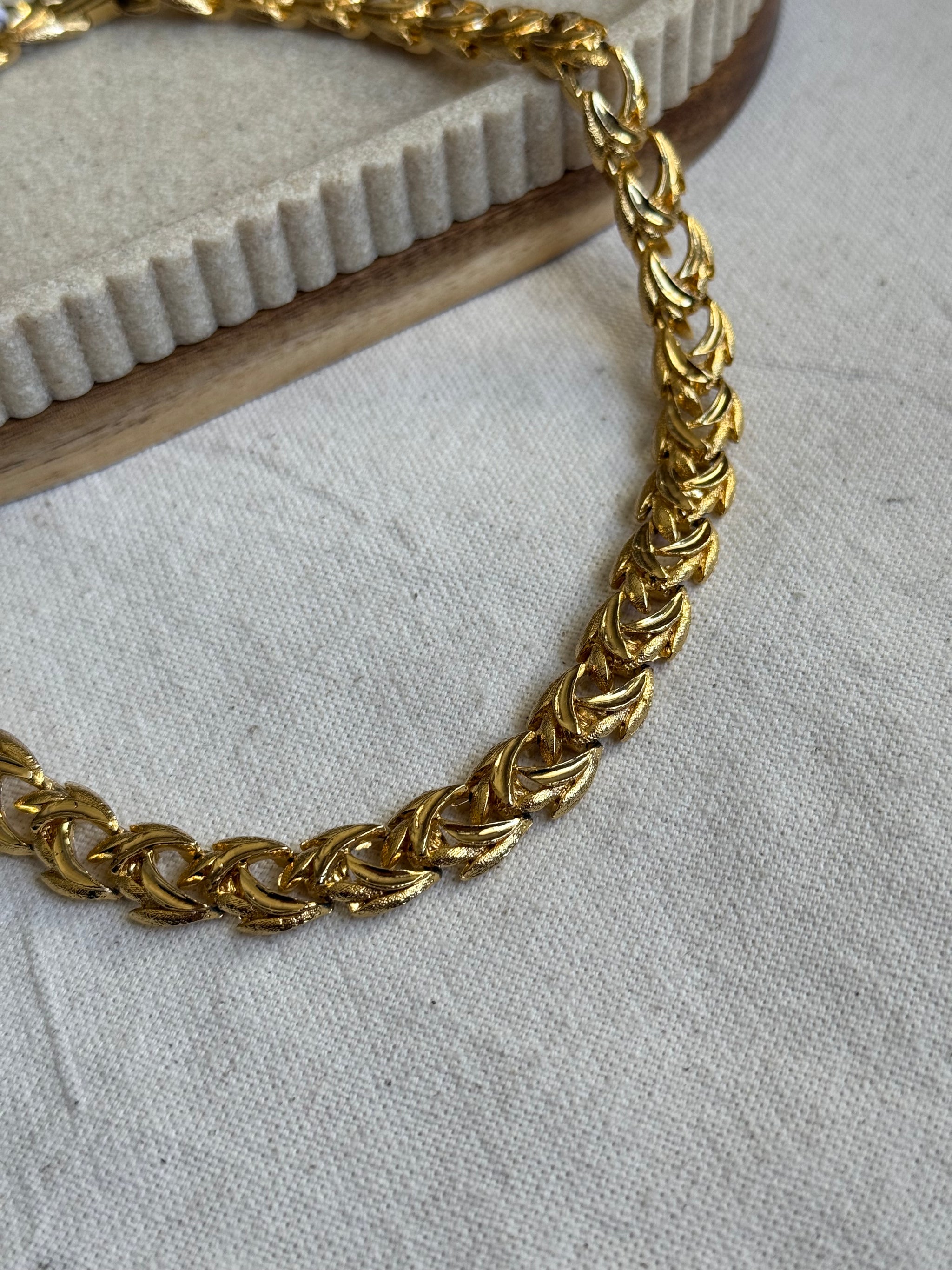 Collier doré vintage - Maille dorée travaillée