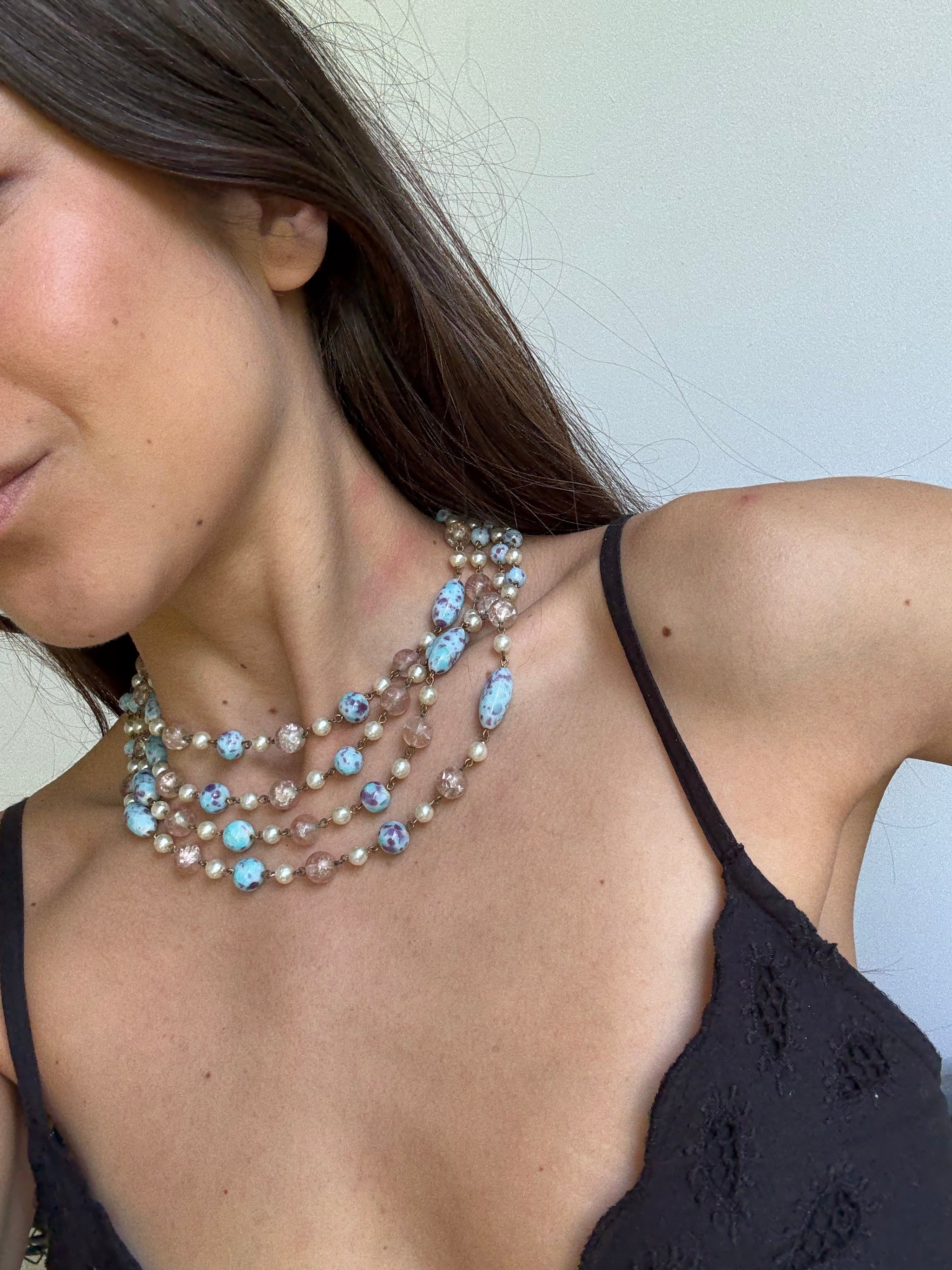 Collier vintage pâte de verre 4 rangs