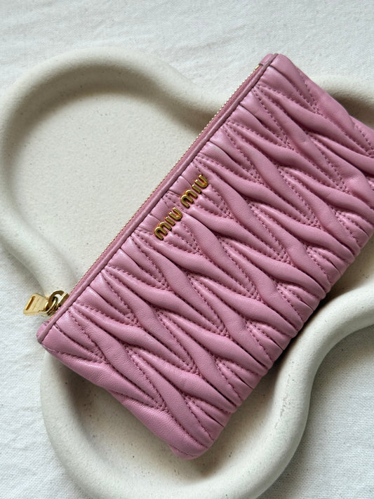 Pochette Miu Miu - Cuir matelassé rose