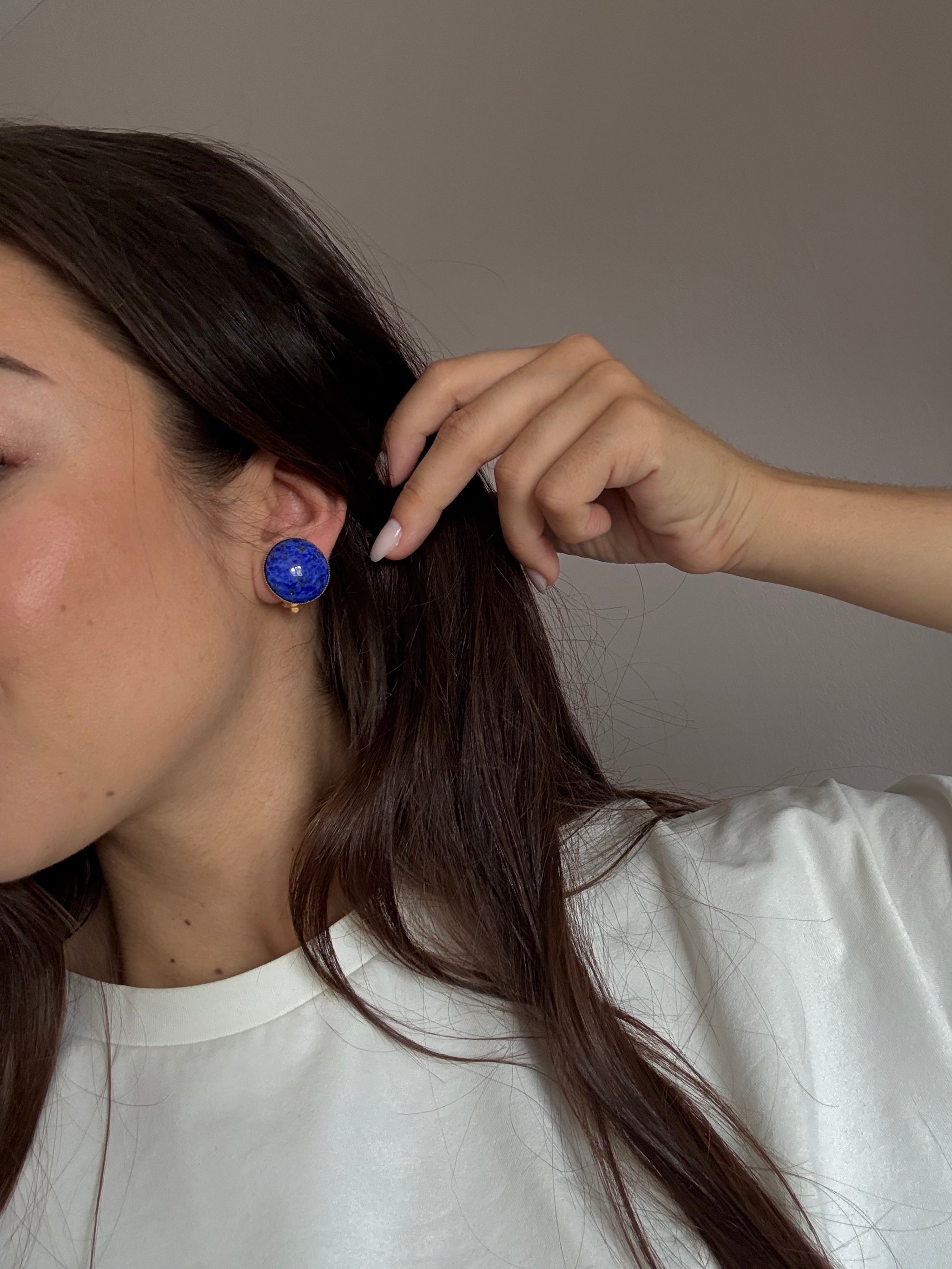 Vintage earrings - Blue glass paste cabochons