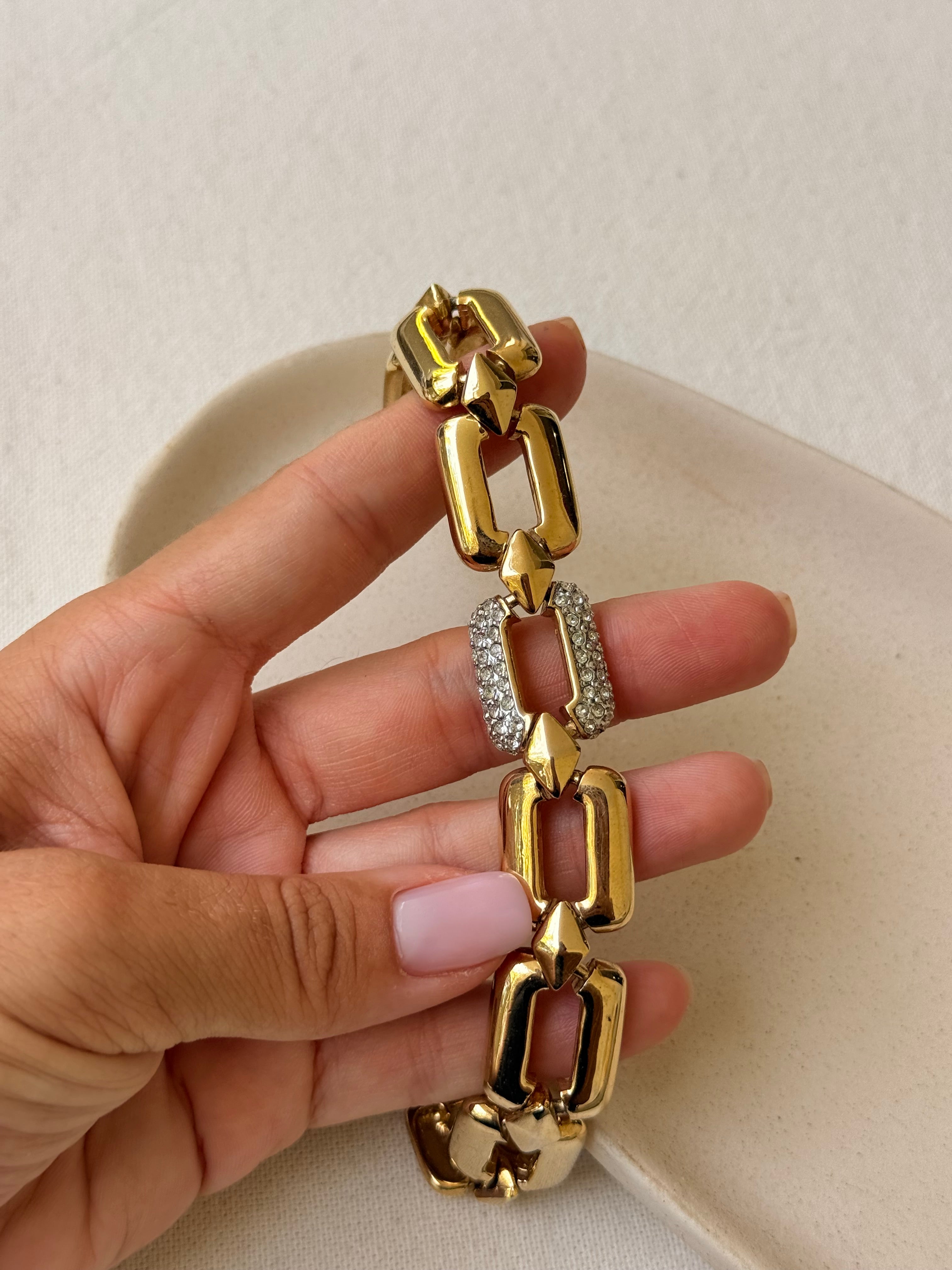 Bracelet vintage - Maillons dorés et strass
