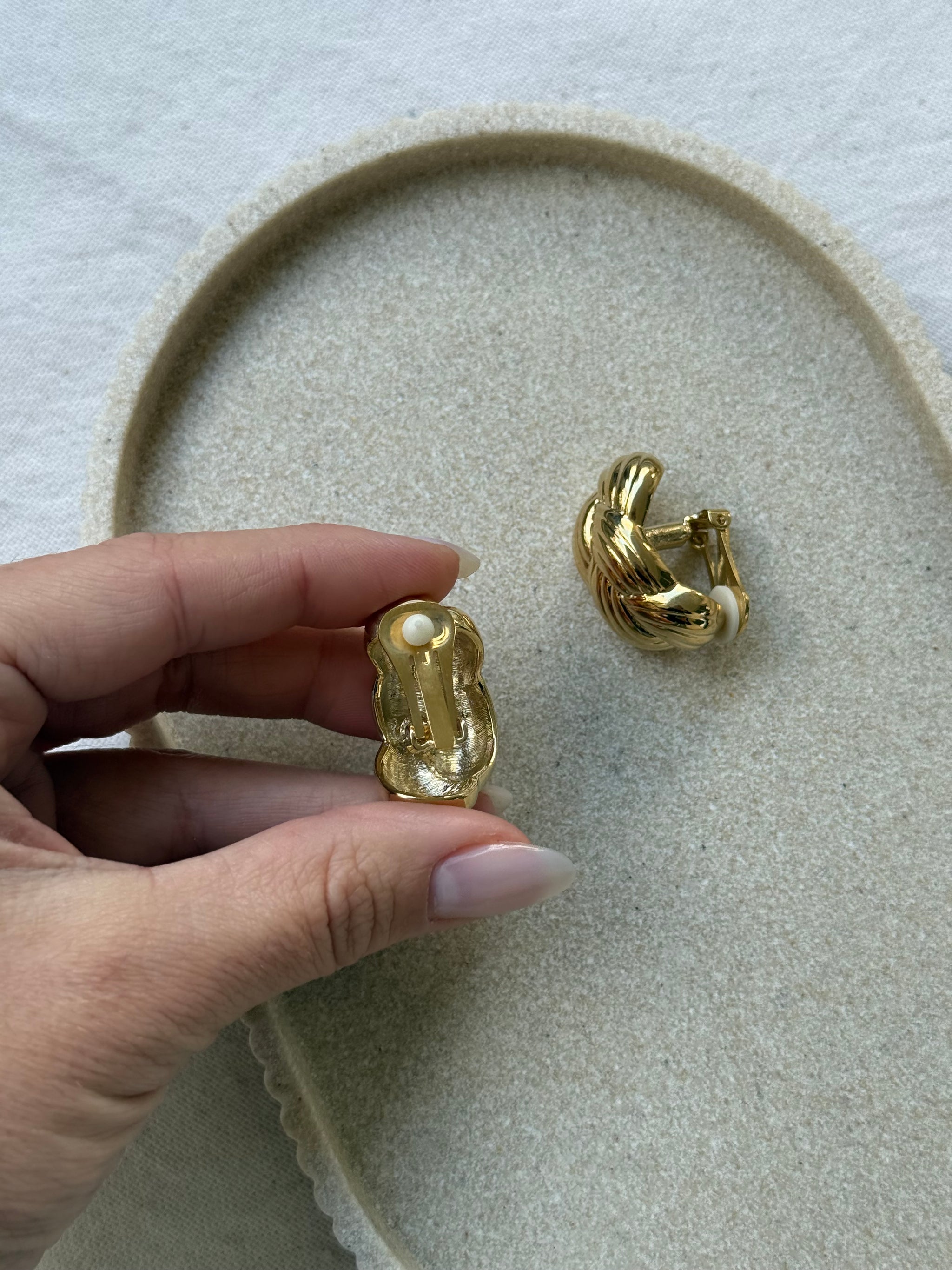 Boucles d’oreilles vintage - Créoles tressées dorées