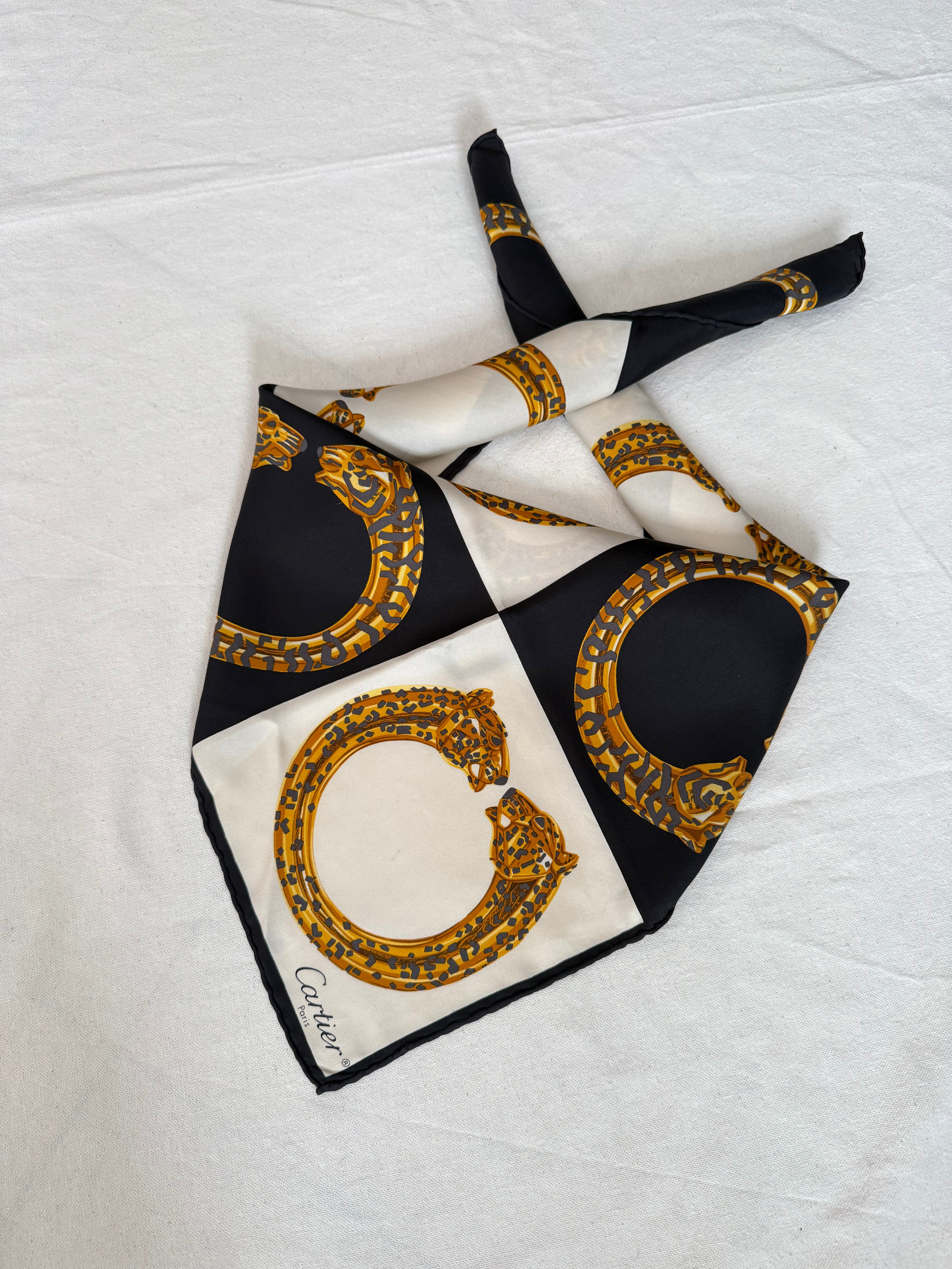 Foulard Cartier – Modèle noir et panthères