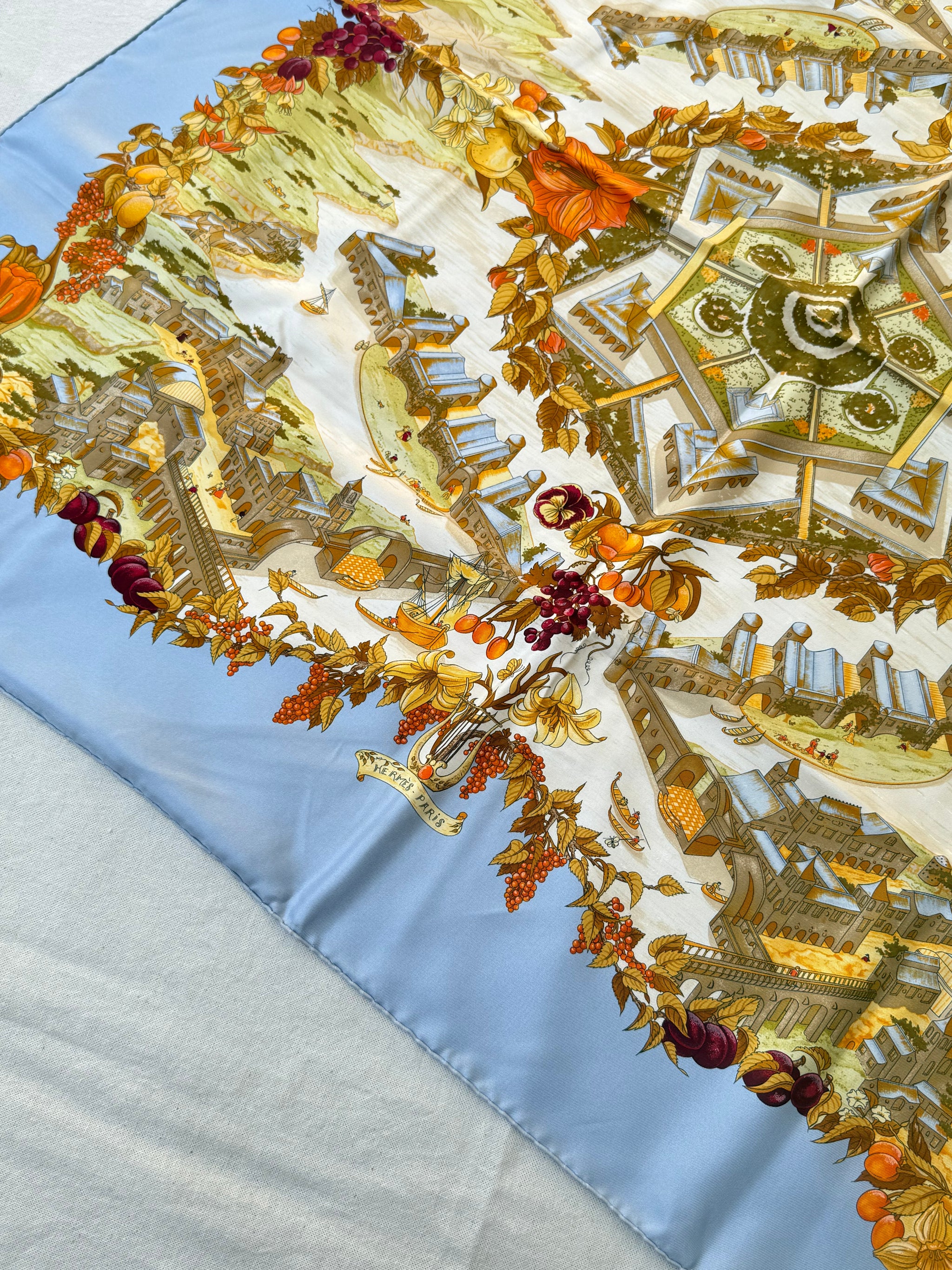 Foulard Hermès – Modèle Au pays de Cocagne