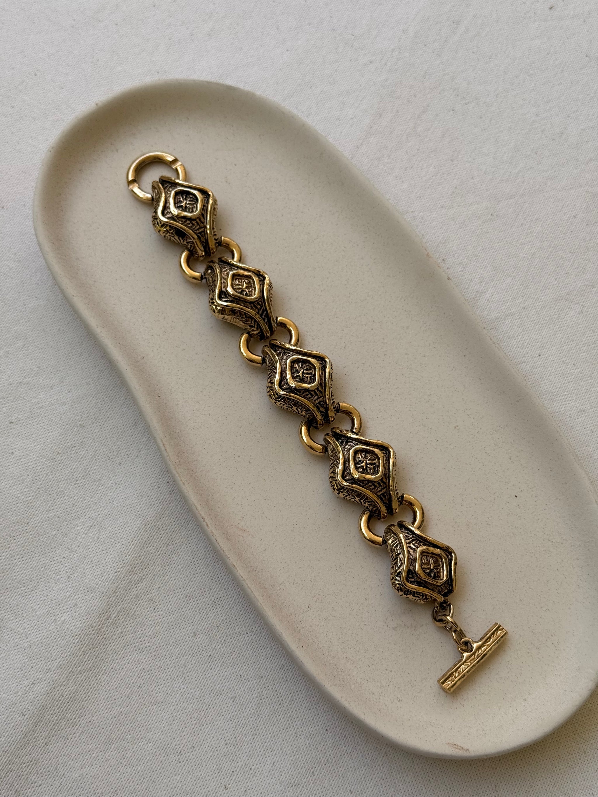Bracelet Guy Laroche vintage - Maillons sculptés dorés