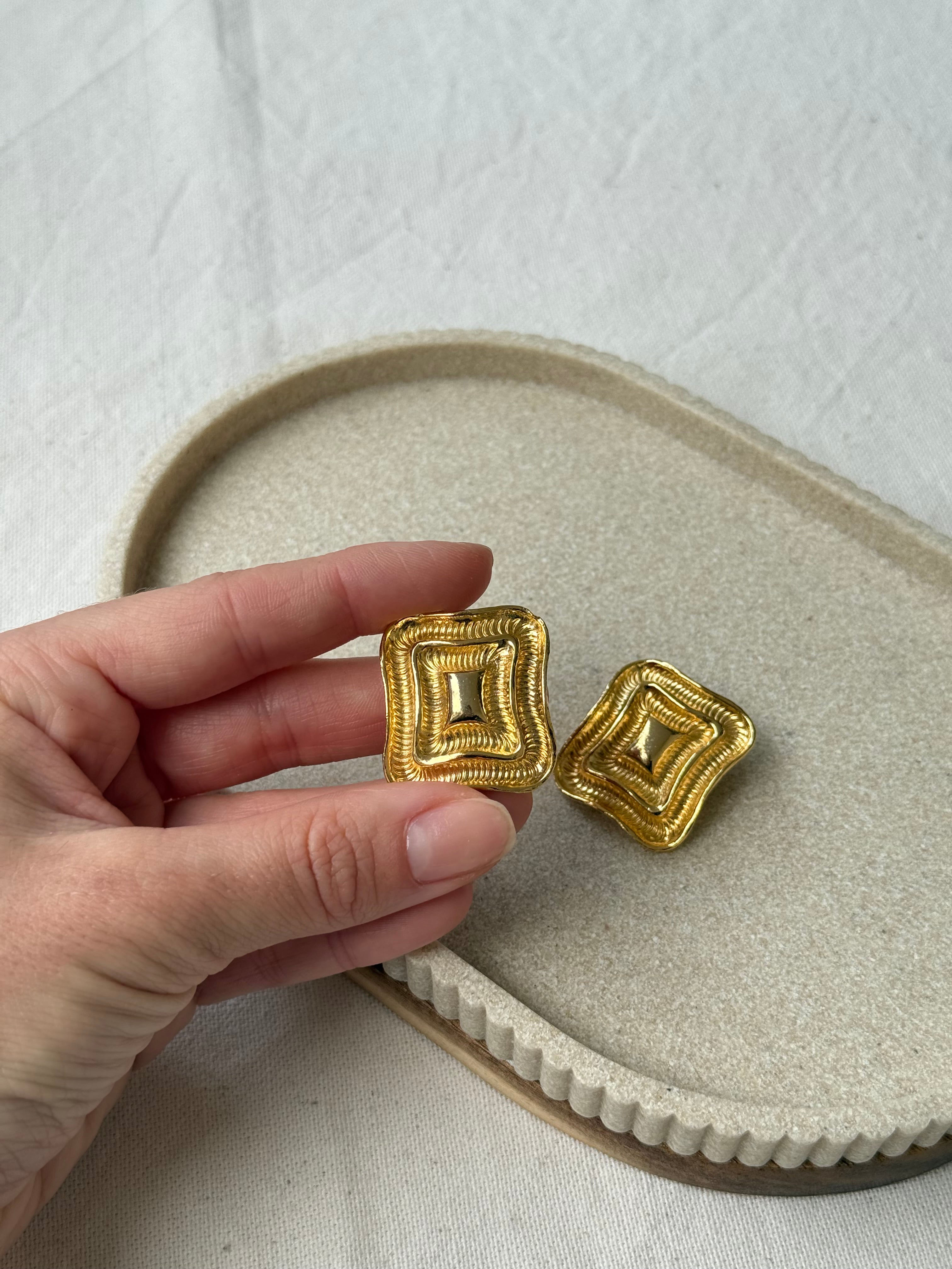 Boucles d’oreilles vintage - Rectangles texturés dorés