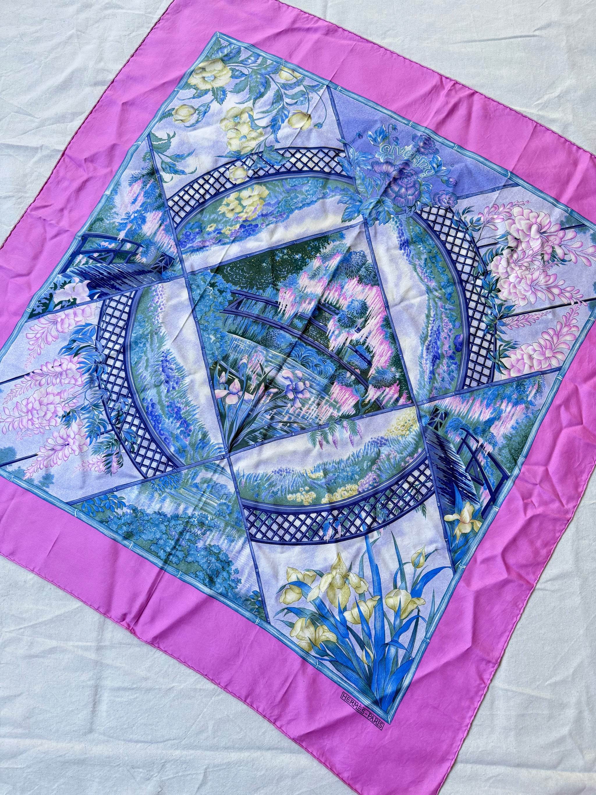 Foulard Hermès – modèle Giverny