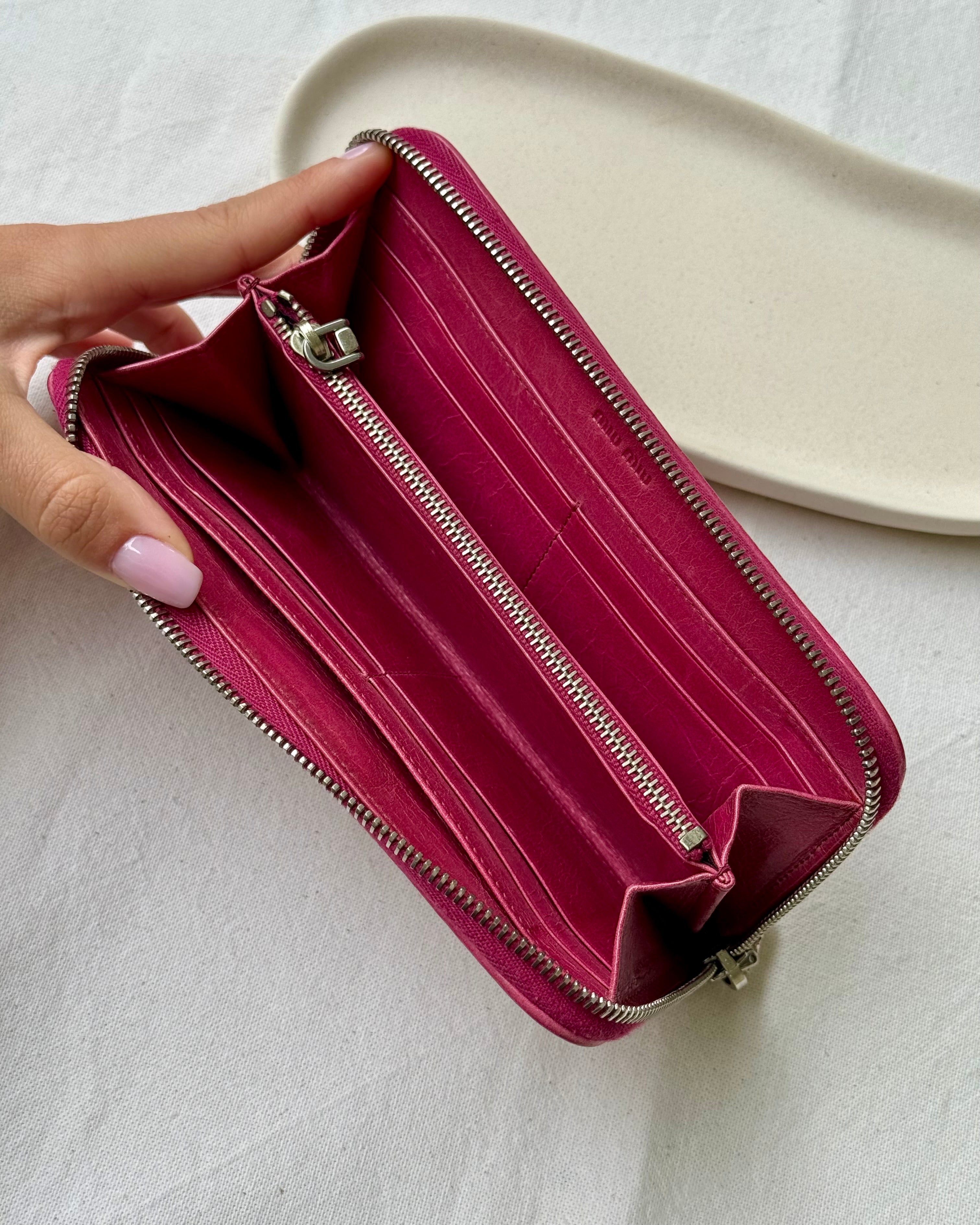 Portefeuille Miu Miu - Cuir matelassé nappa fushia