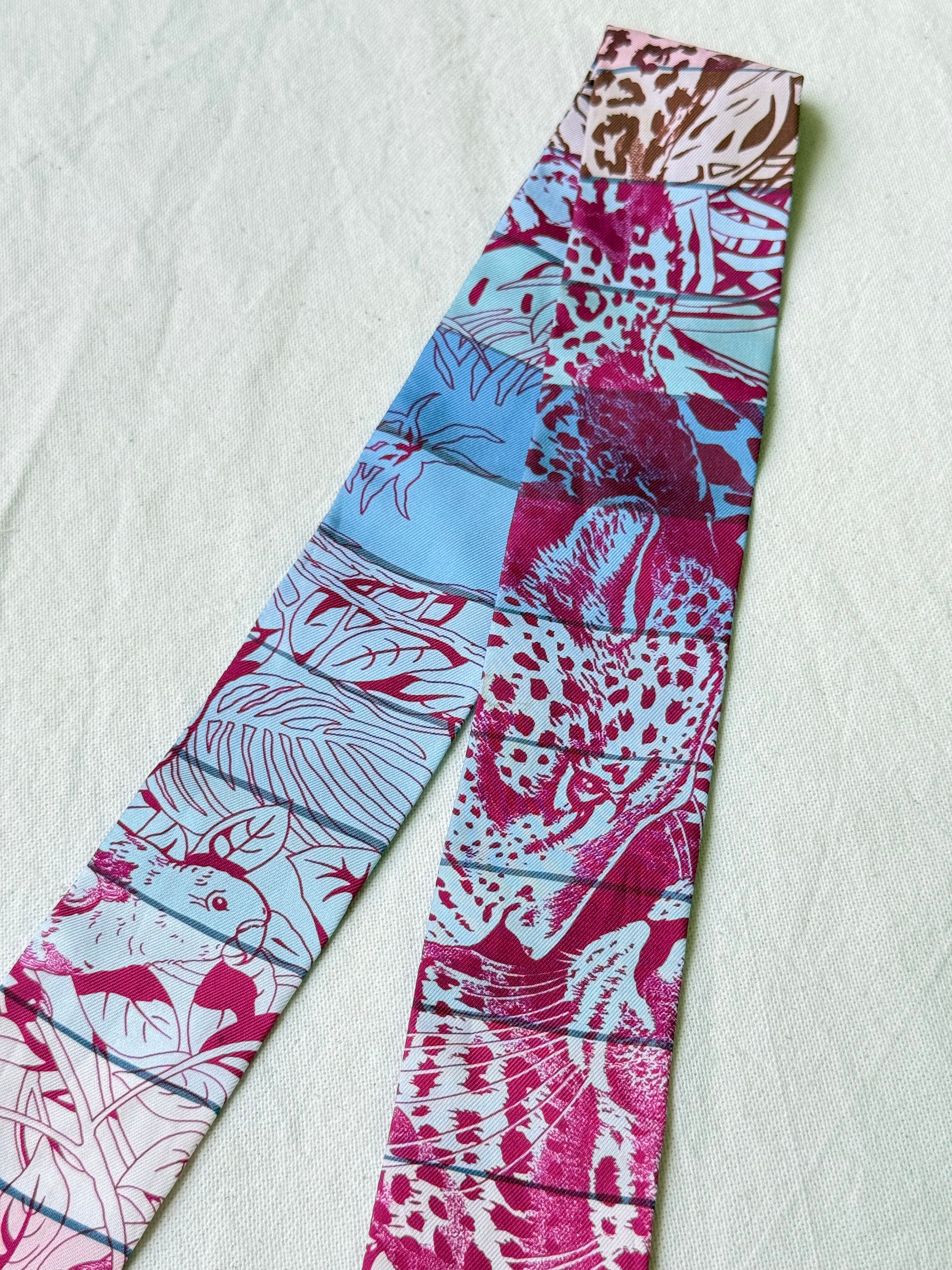 Twilly Hermès – Modèle Jungle Love au tampon