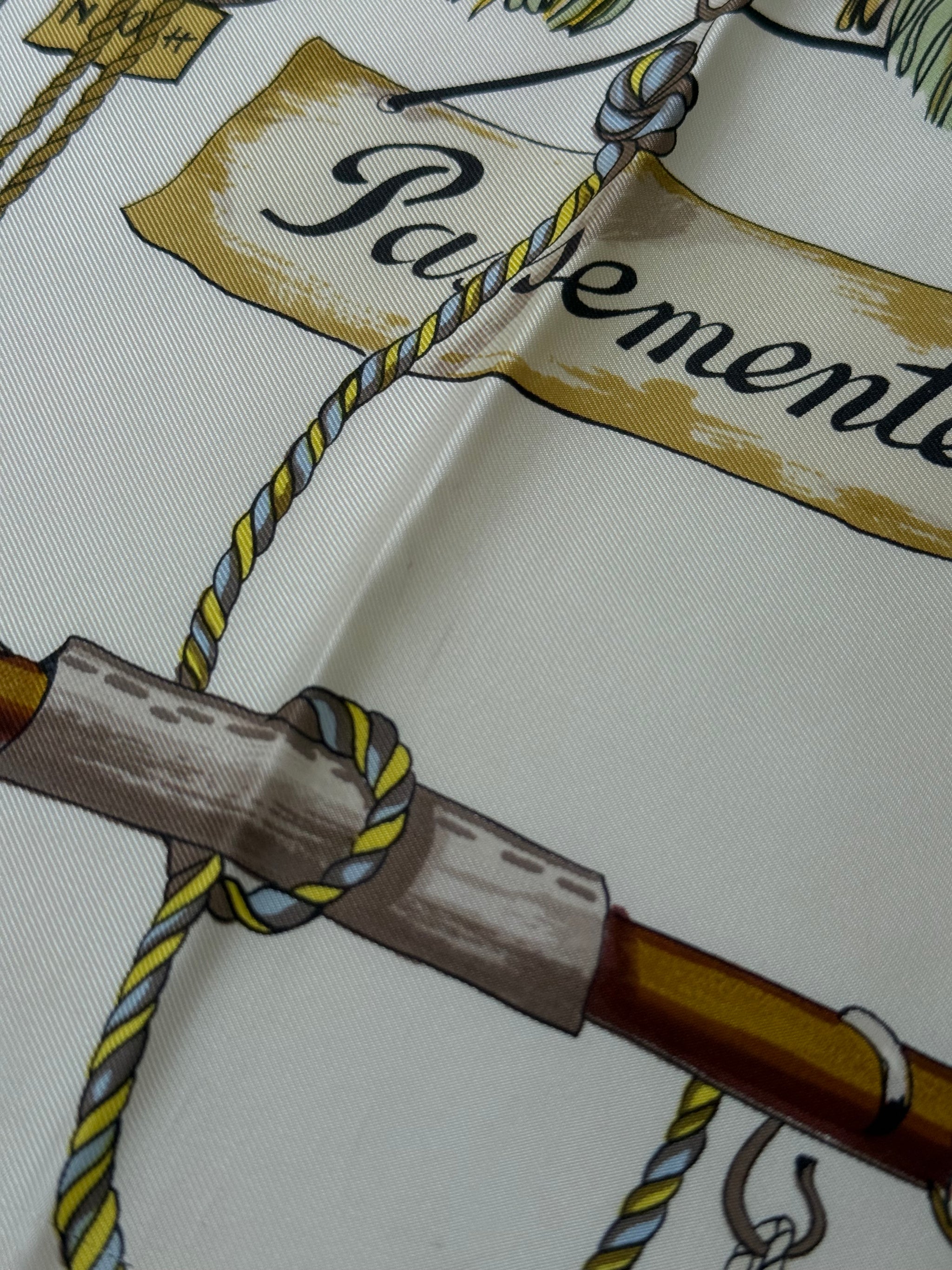 Foulard Hermès – Modèle Passementerie