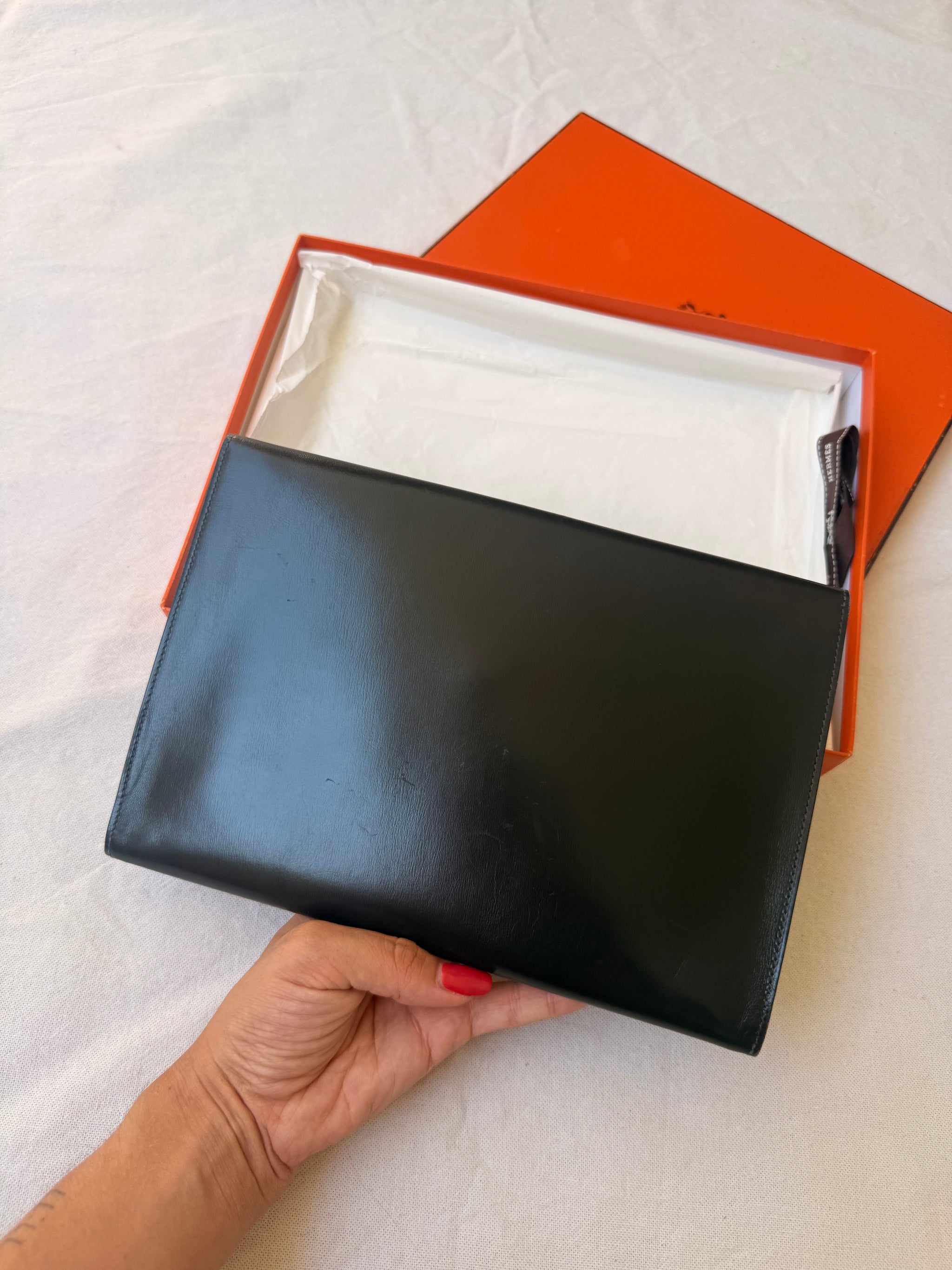 Pochette Hermès - Modèle Rio, cuir box bleu marine