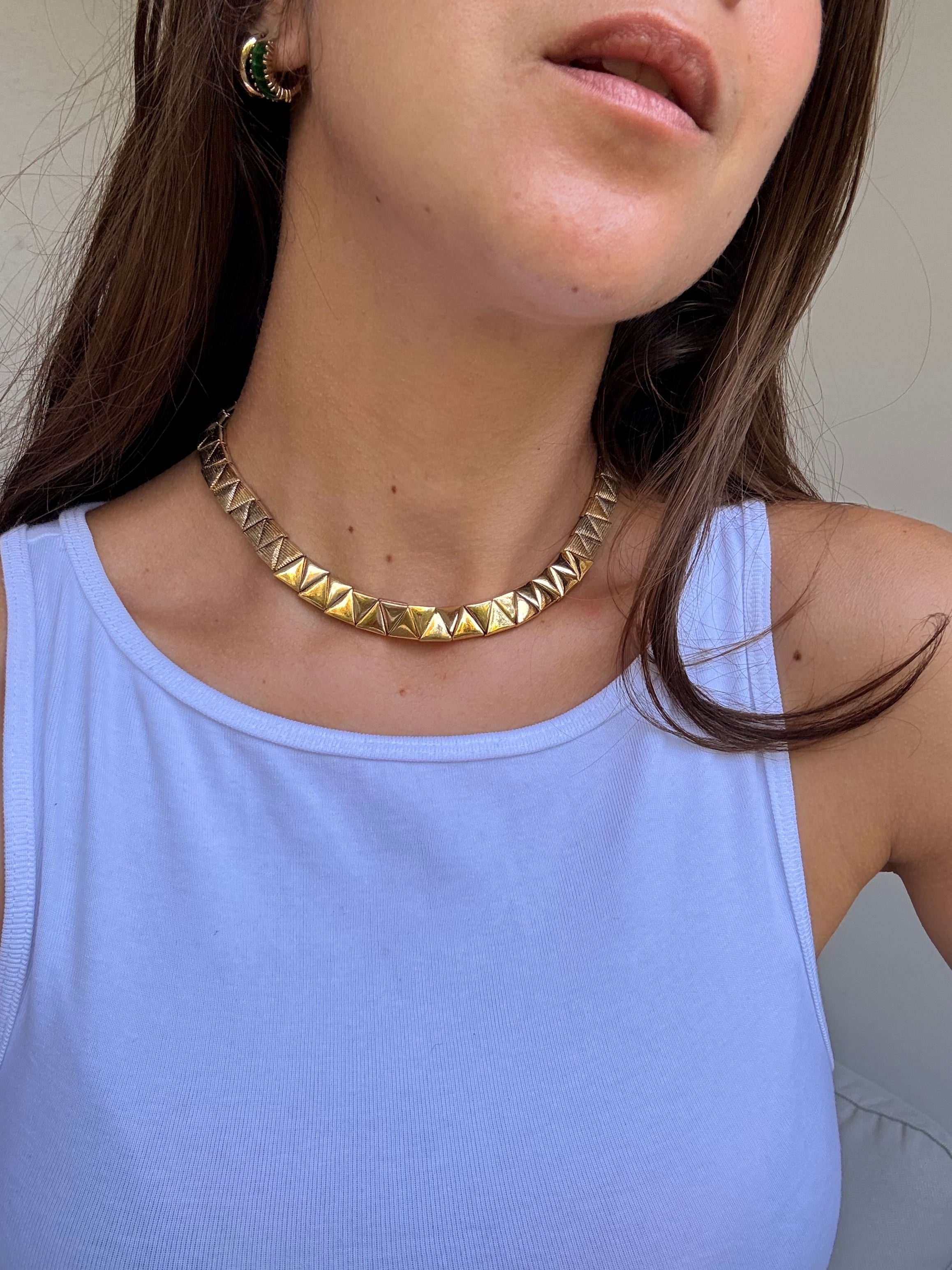 Collier Yves Saint Laurent vintage - Maillons triangulaires dorés
