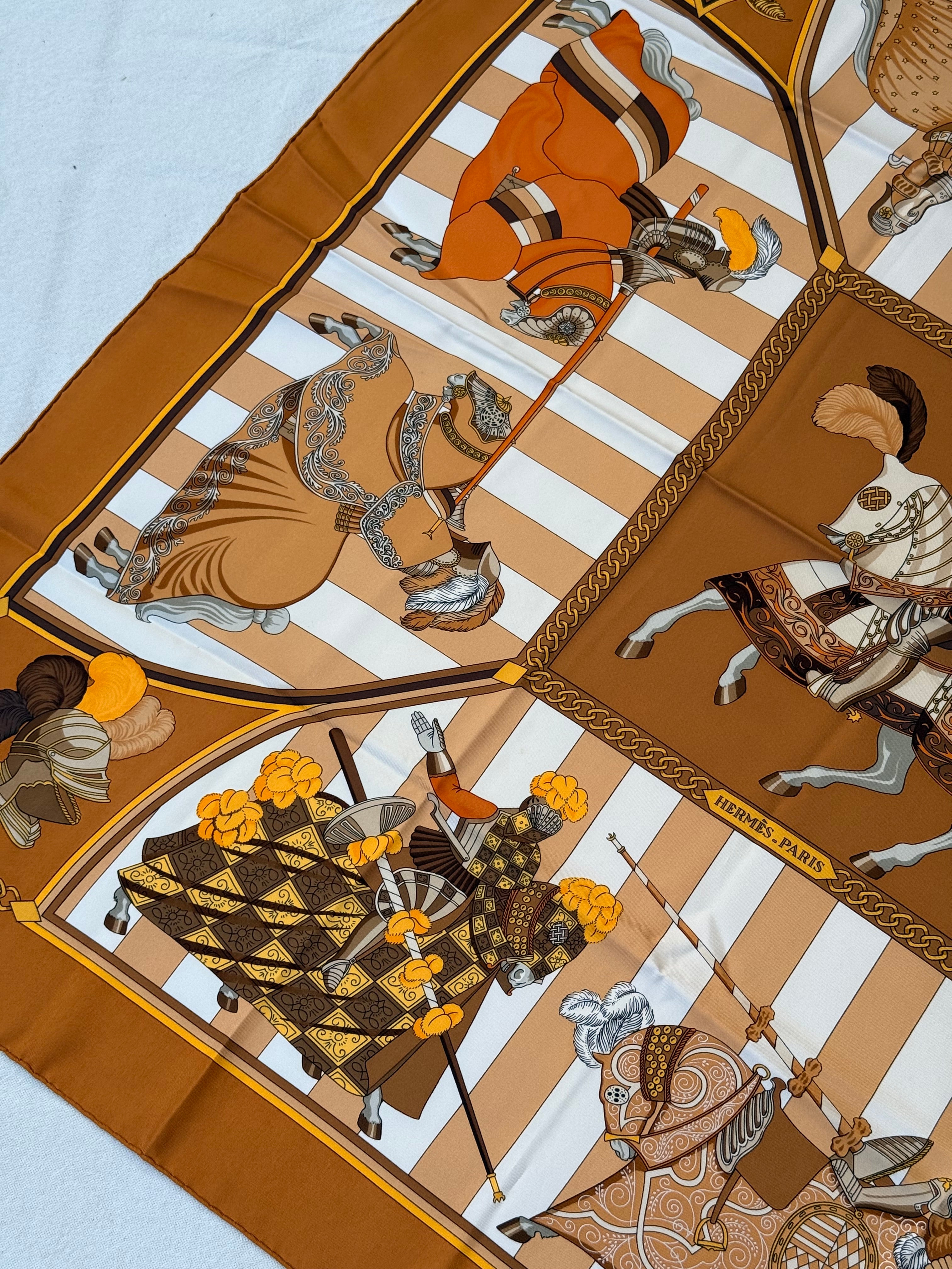 Foulard Hermès – Modèle Choc en plumes