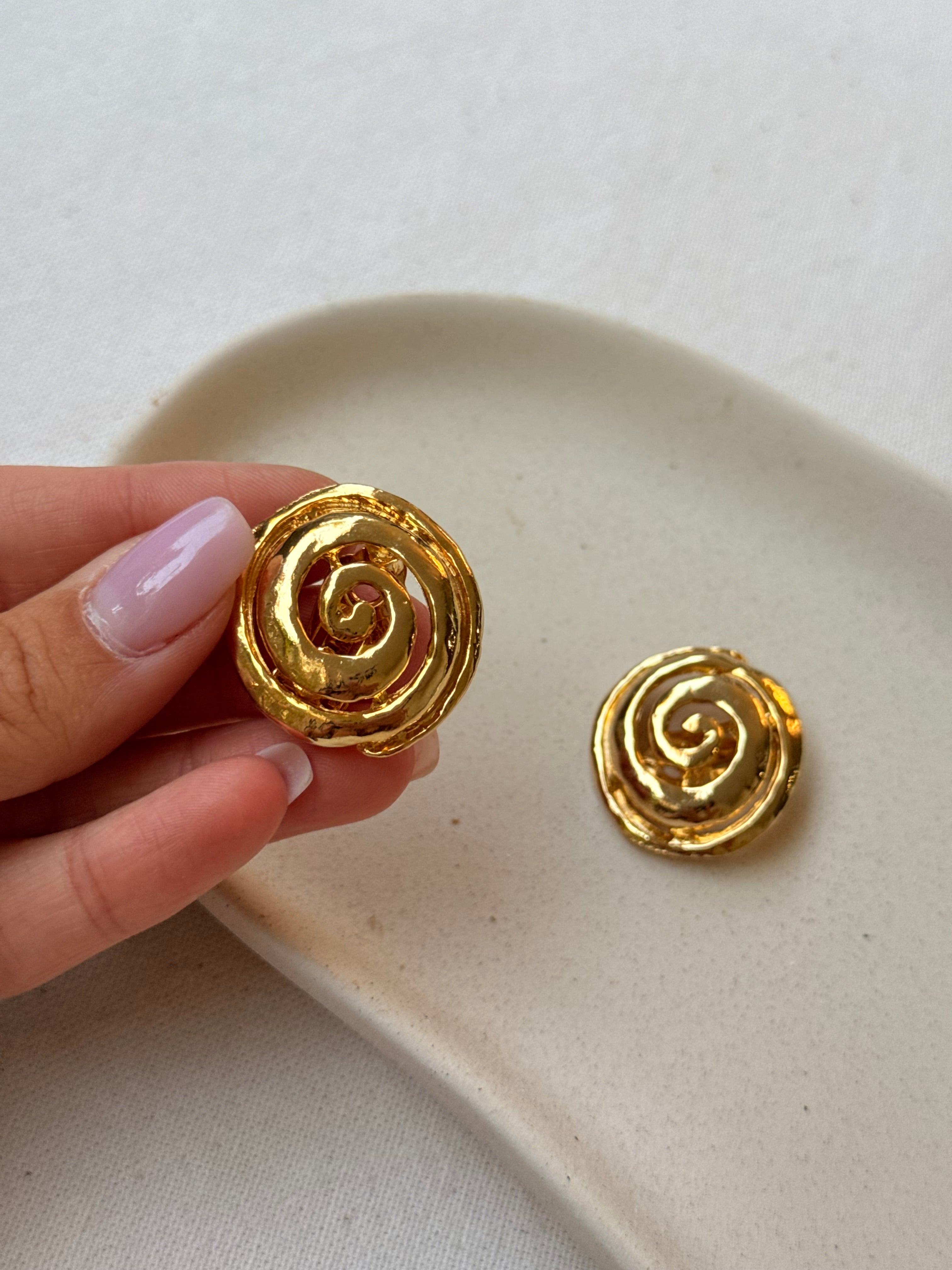 Boucles d’oreilles vintage - Tourbillons dorés