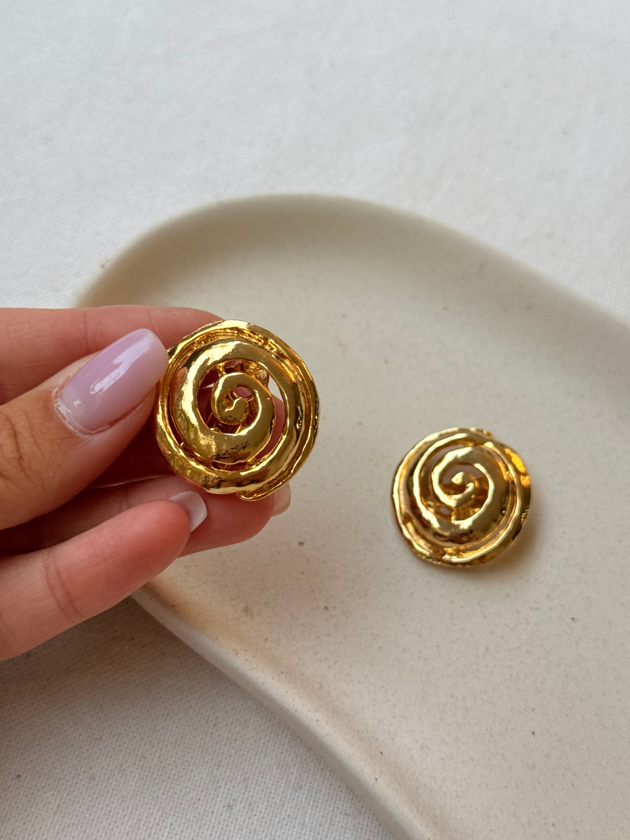 Boucles d’oreilles vintage - Tourbillons dorés