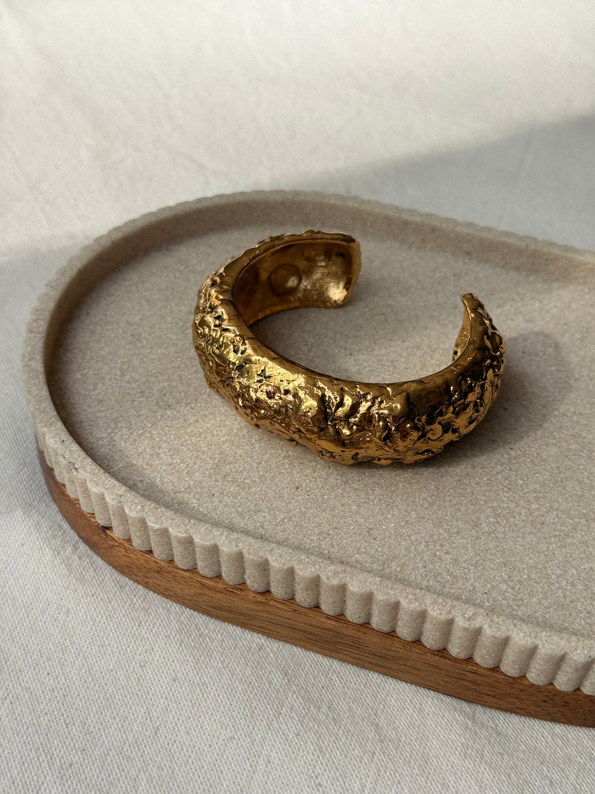 Bracelet Scherrer vintage - Manchette dorée texturée