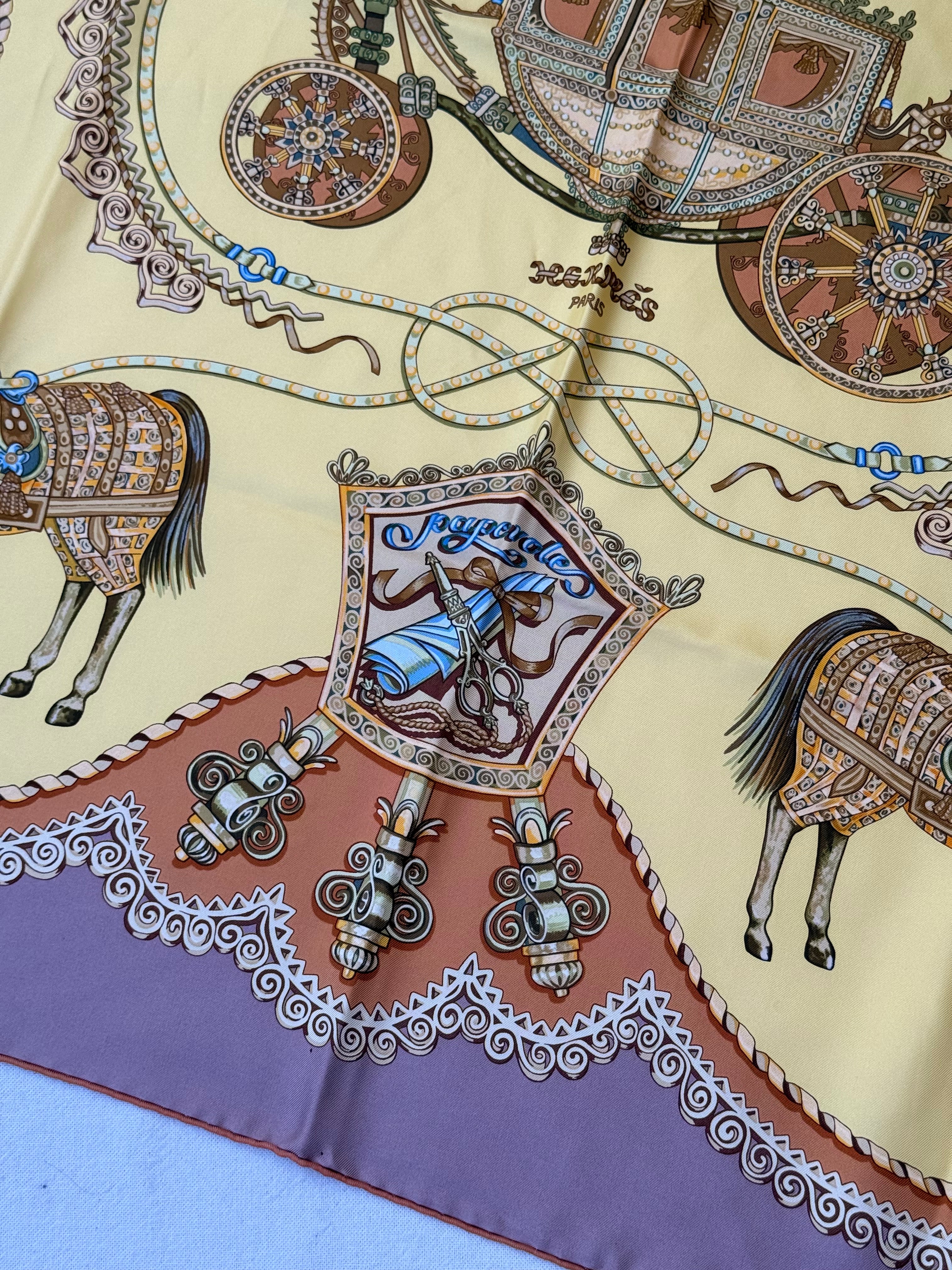 Foulard Hermès – Modèle Paperoles