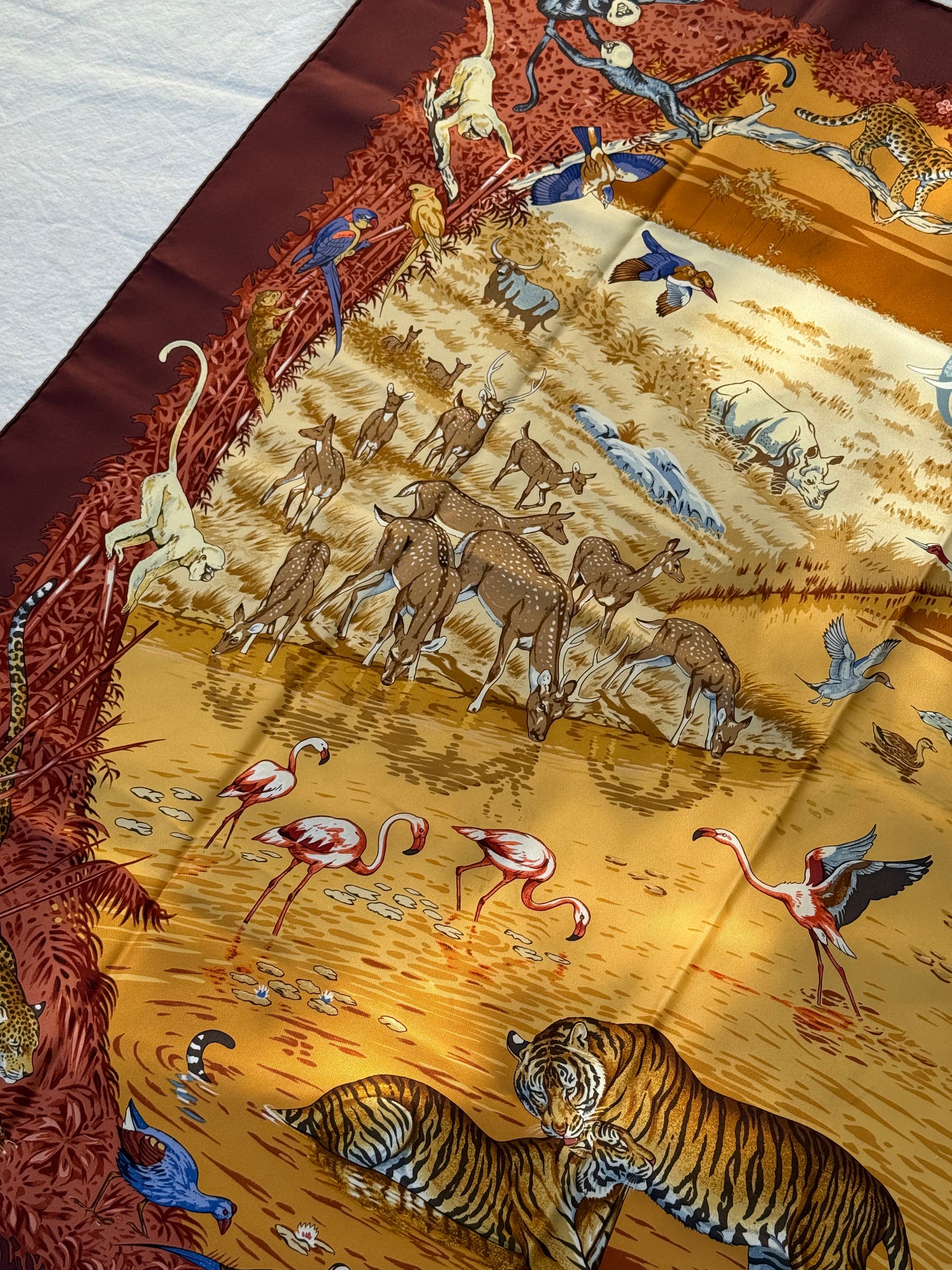 Foulard Hermès – Modèle La Trêve de l'Eau