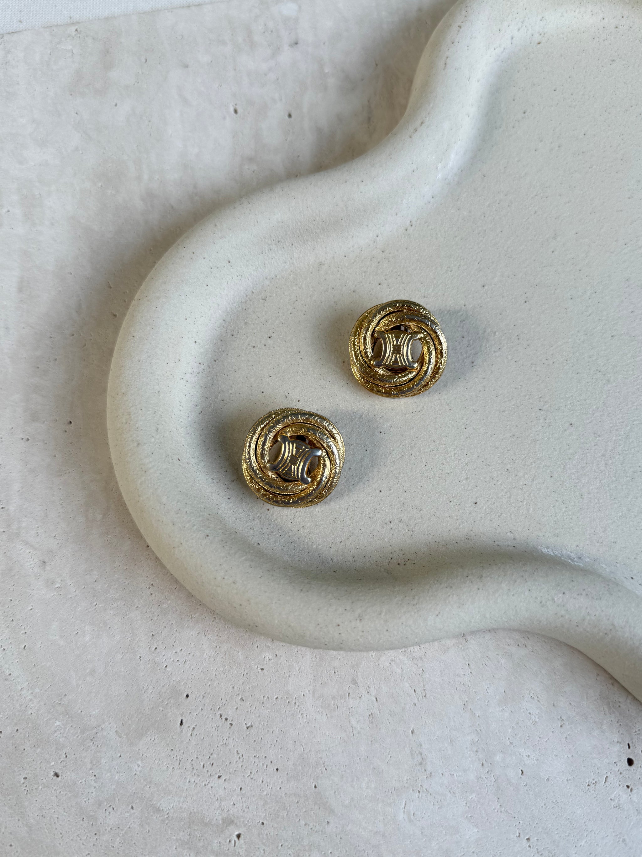 Boucles d’oreilles Céline vintage - Logo Triomphe entrelacé dorées
