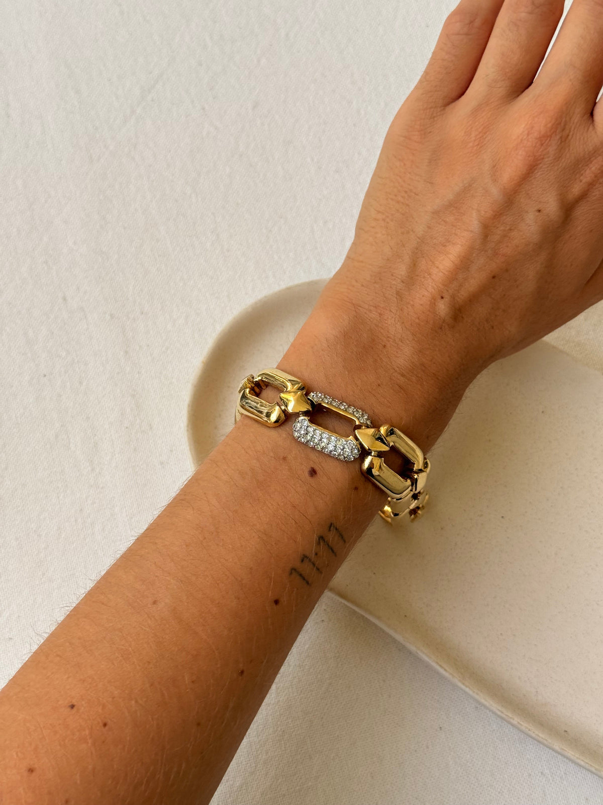 Bracelet vintage - Maillons dorés et strass
