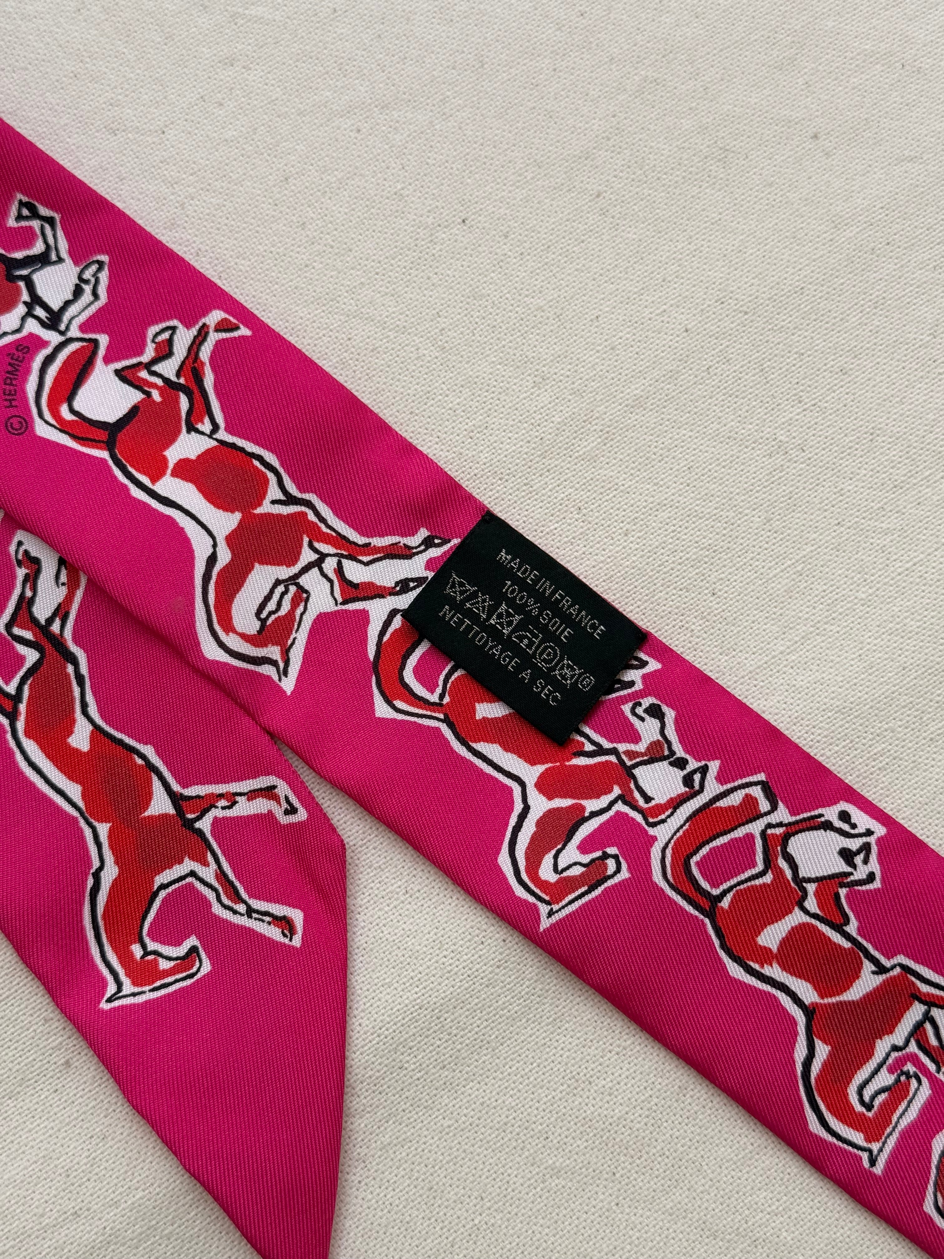 Twilly Hermès – Modèle Chevaux en Liberté