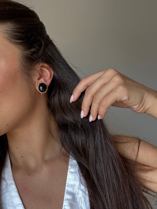 Boucles d’oreilles vintage - Ovales et cabochons noir en résine