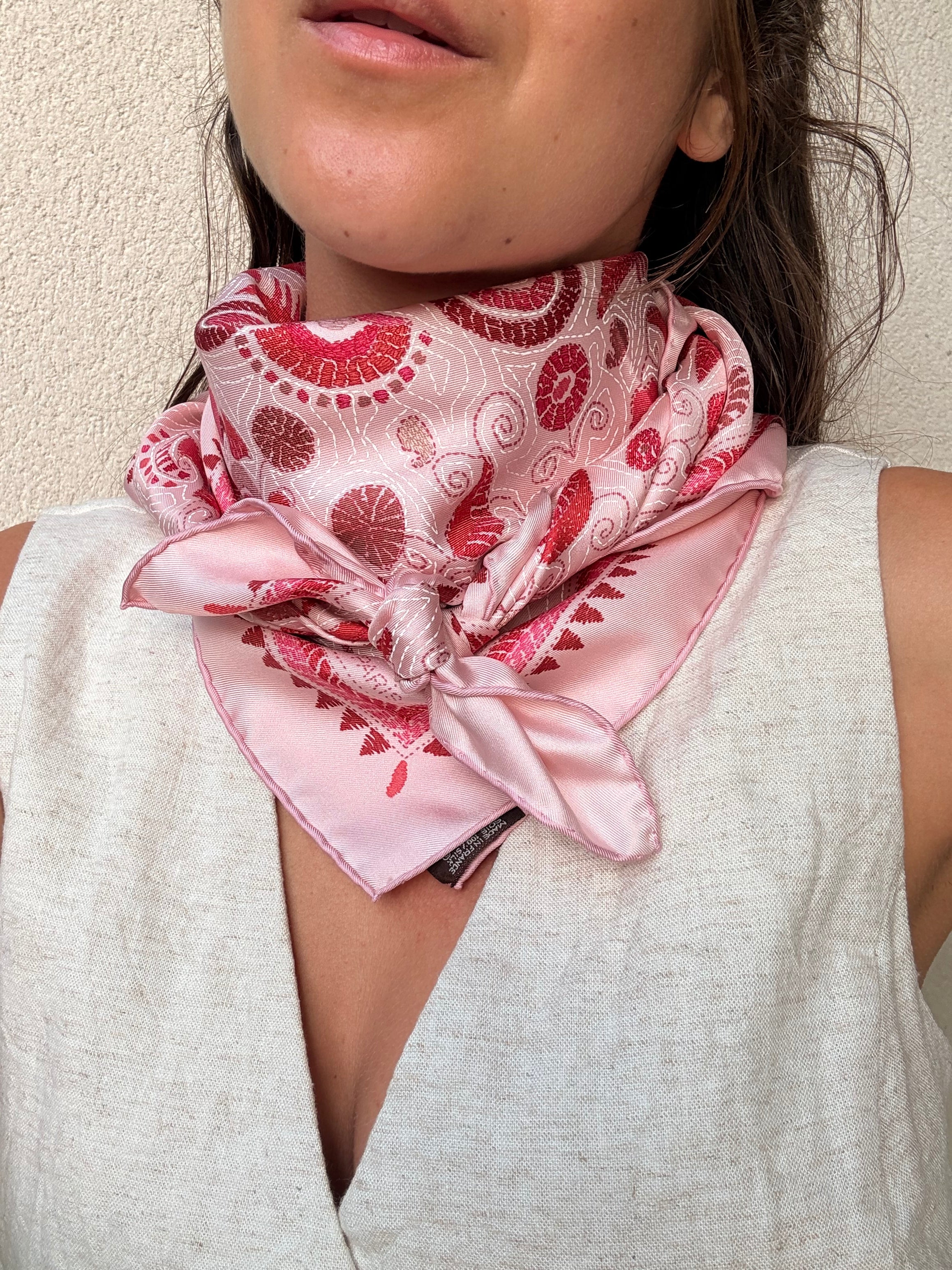 Foulard Hermès – Modèle Carré Kantha