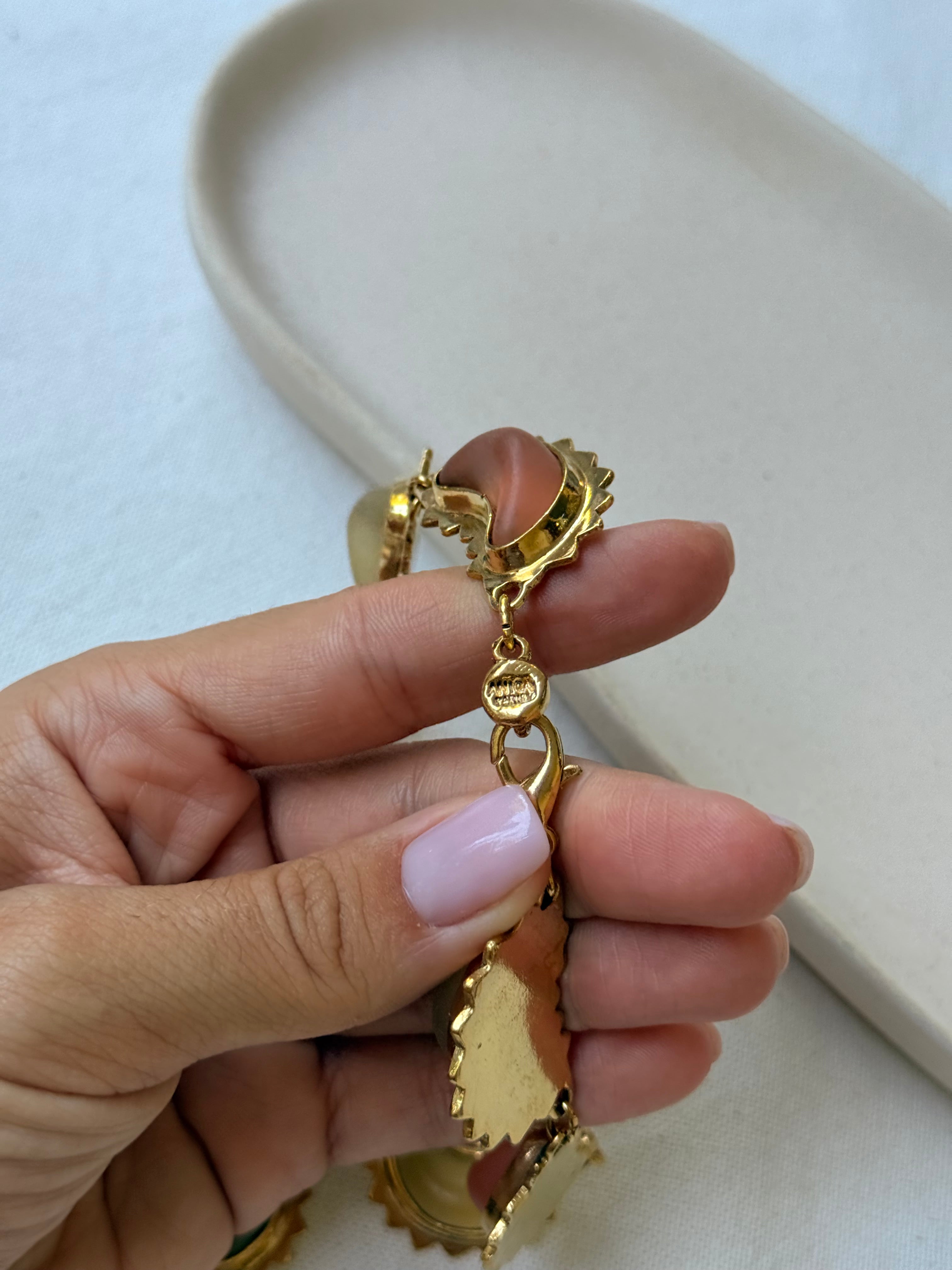 Collier Anica vintage - Cabochons croissants roses et ambrés