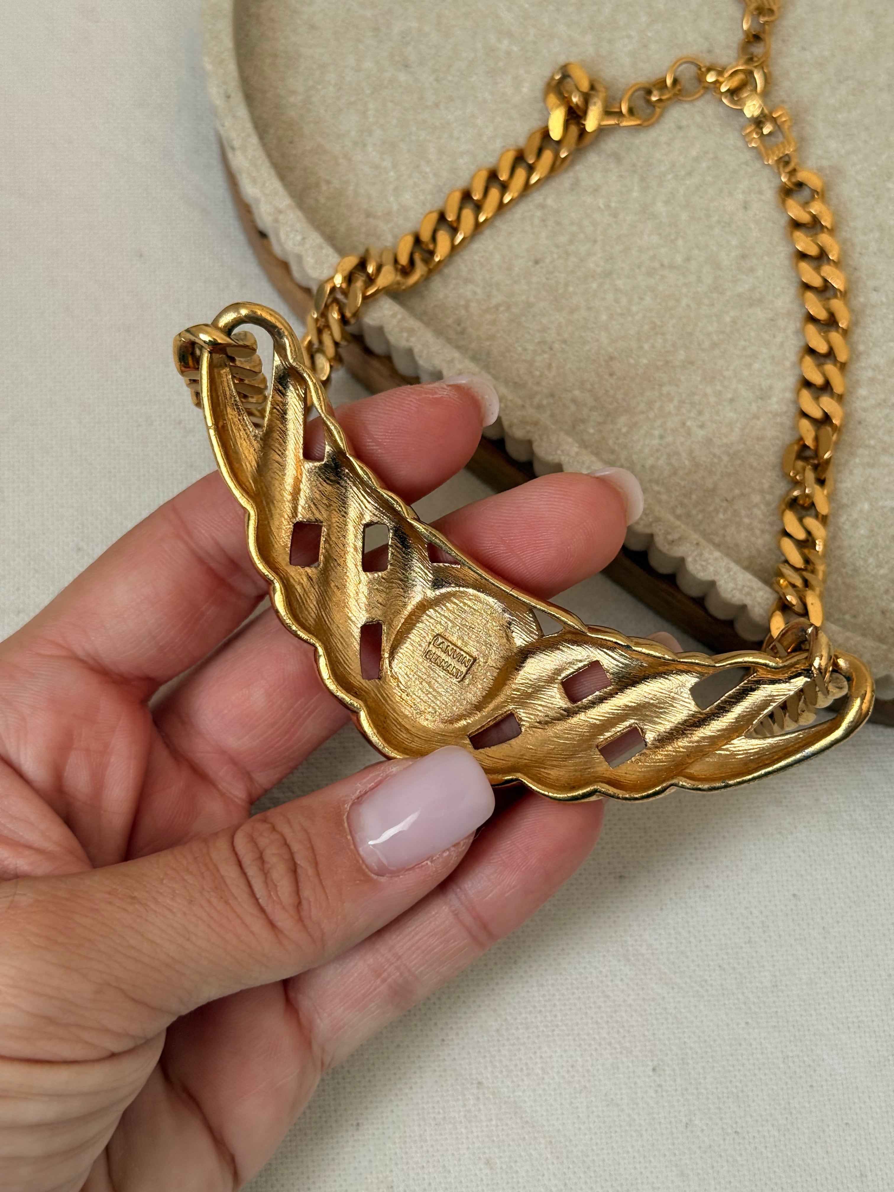 Collier Lanvin vintage - Plastron doré et perle fantaisie