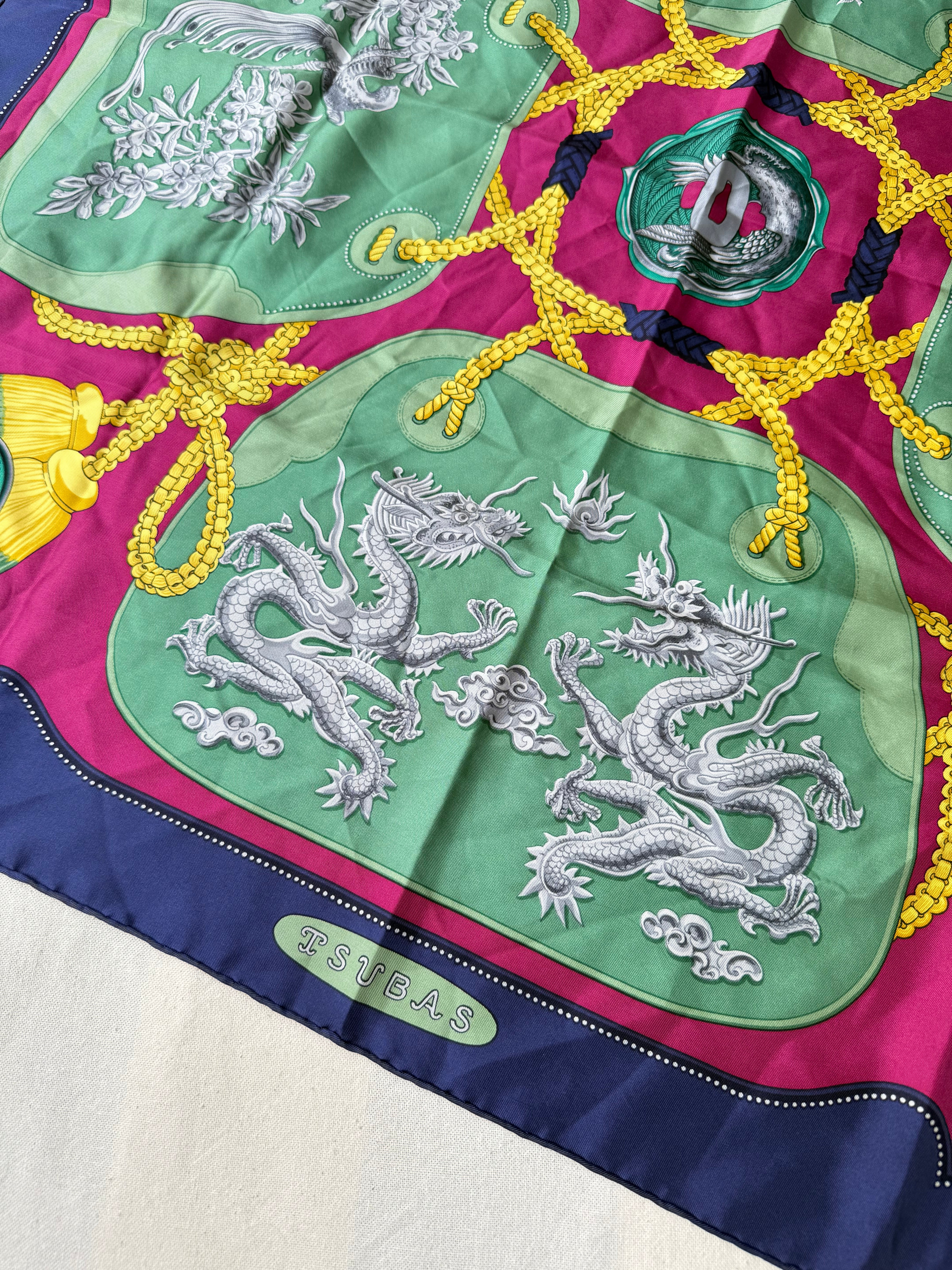 Foulard Hermès – modèle Tsubas