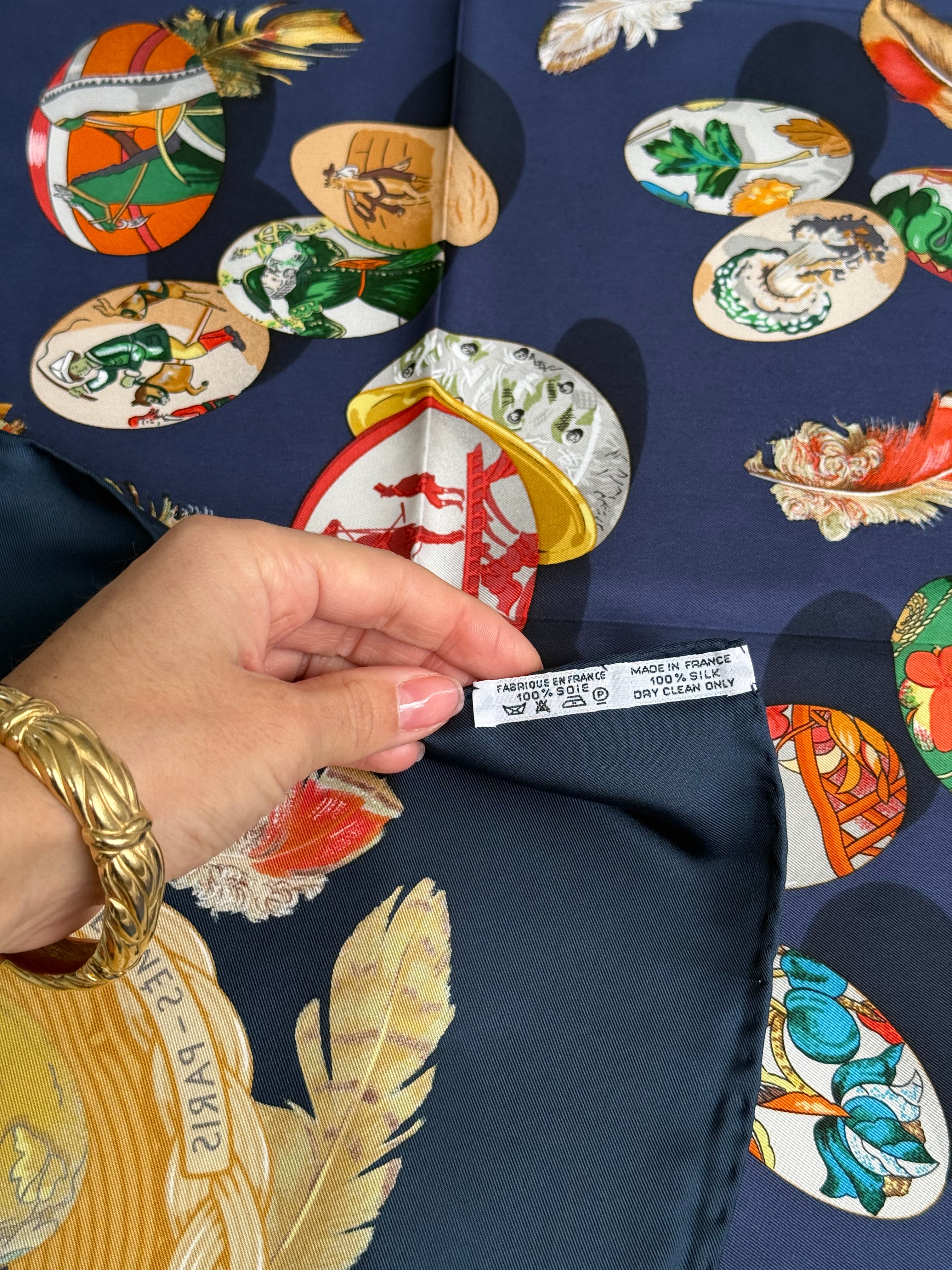 Foulard Hermès – Modèle Couvée d'Hermès