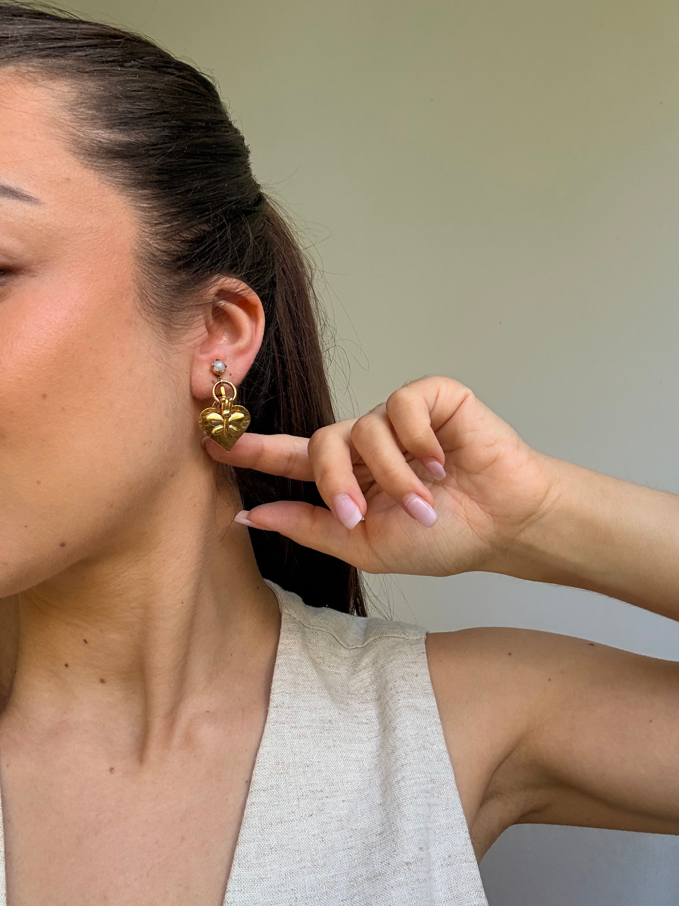 Boucles d’oreilles Zoé Coste vintage - Pendantes dorées