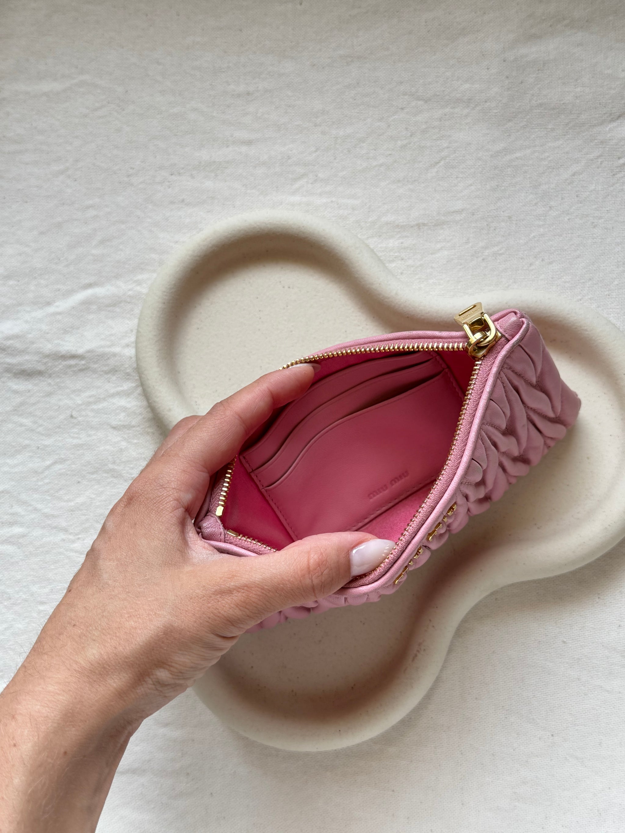 Pochette Miu Miu - Cuir matelassé rose