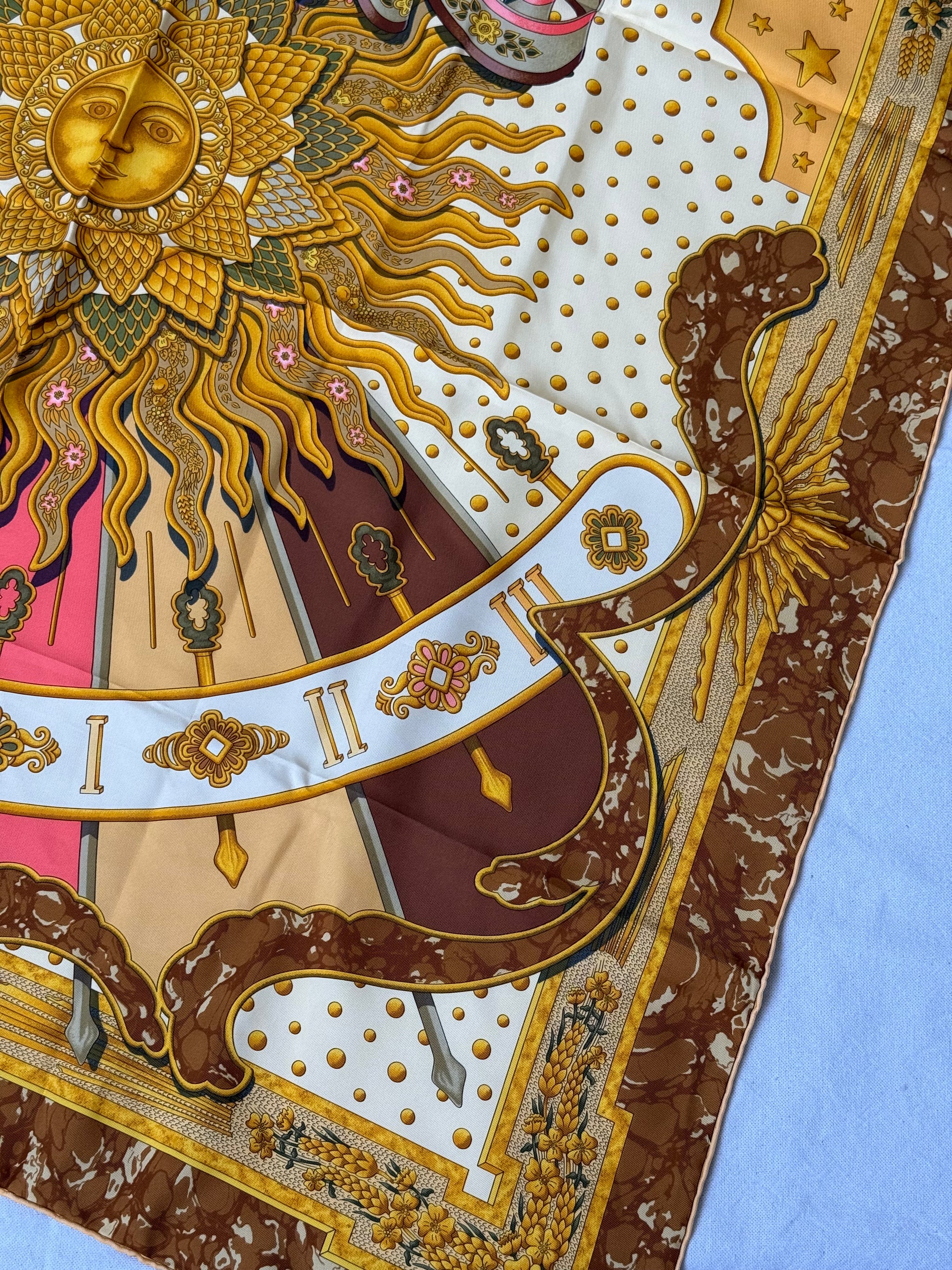 Foulard Hermès – Modèle Carpe Diem