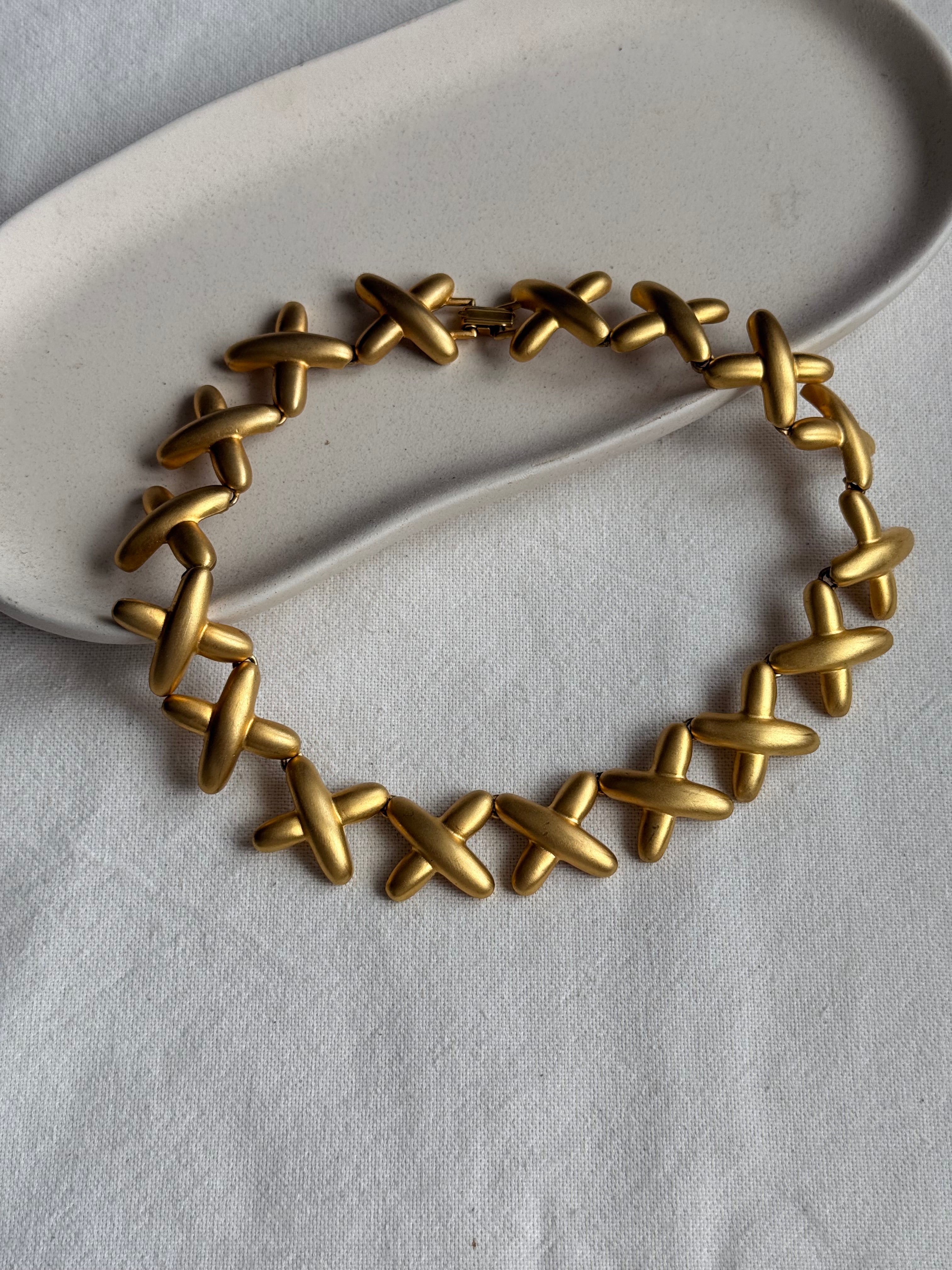 Collier doré vintage - Maille croix