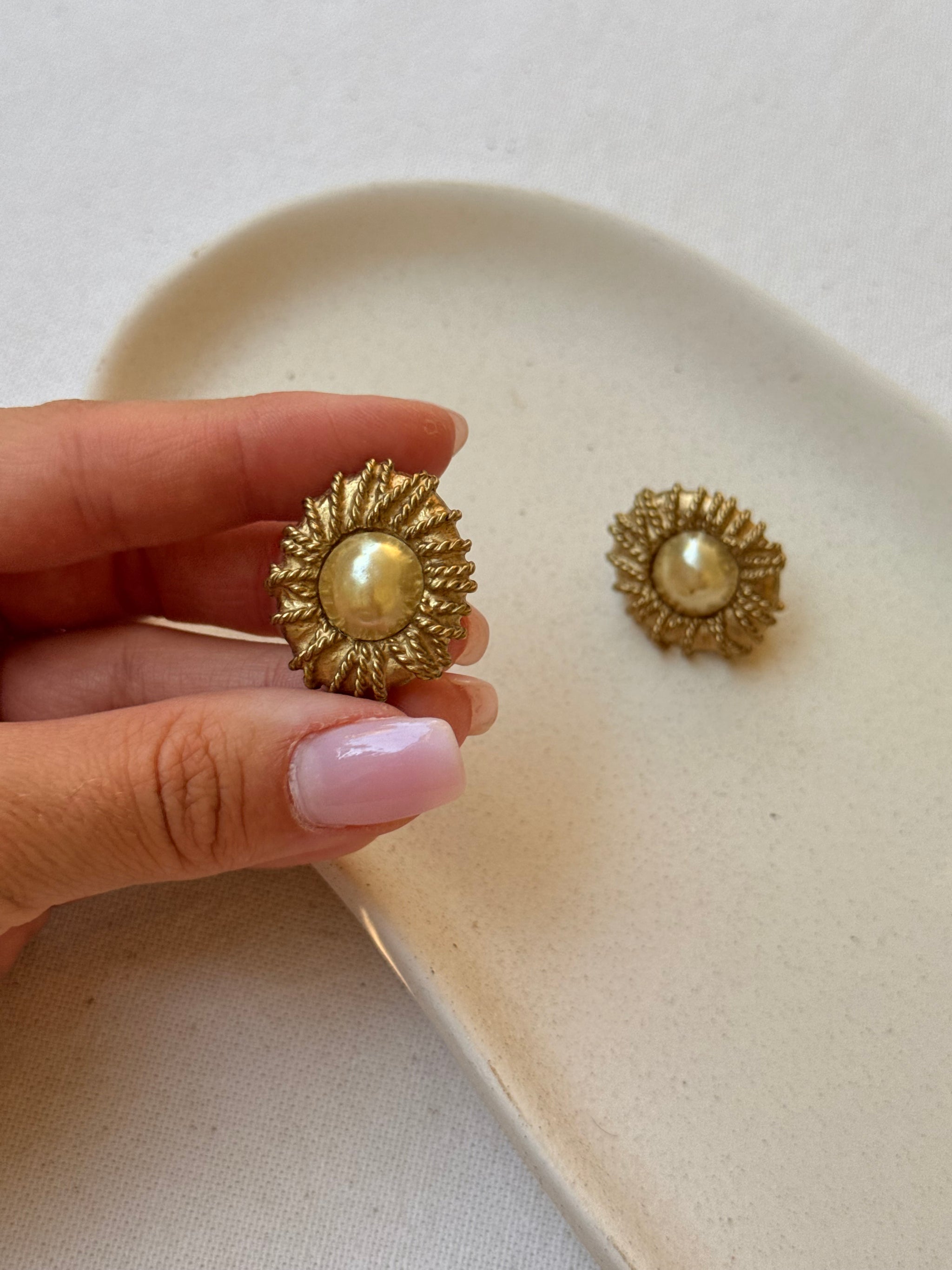 Boucles d’oreilles Jacques Esterel vintage - Perles nacrées