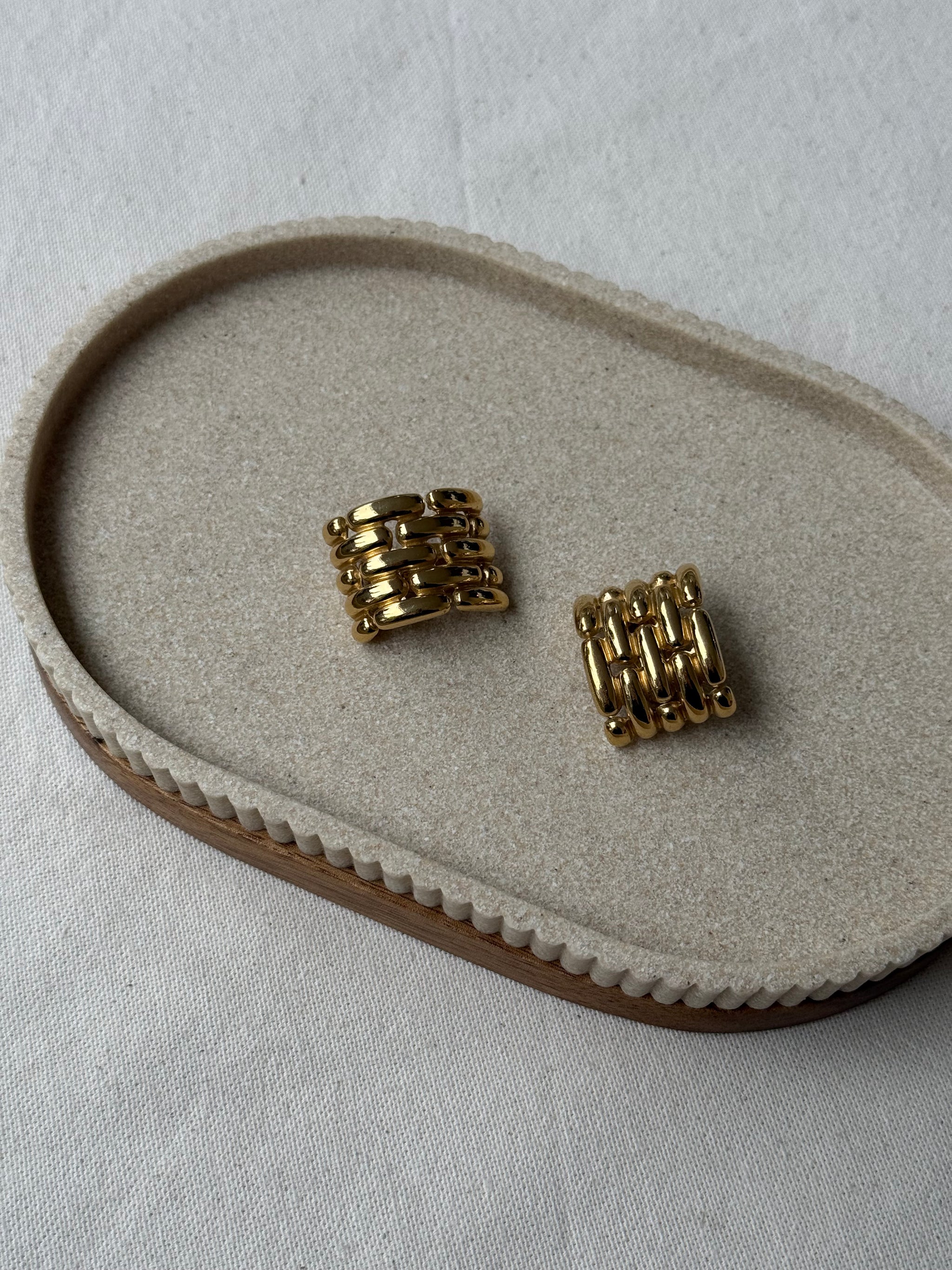 Boucles d’oreilles Givenchy vintage - Maillons tressés dorés