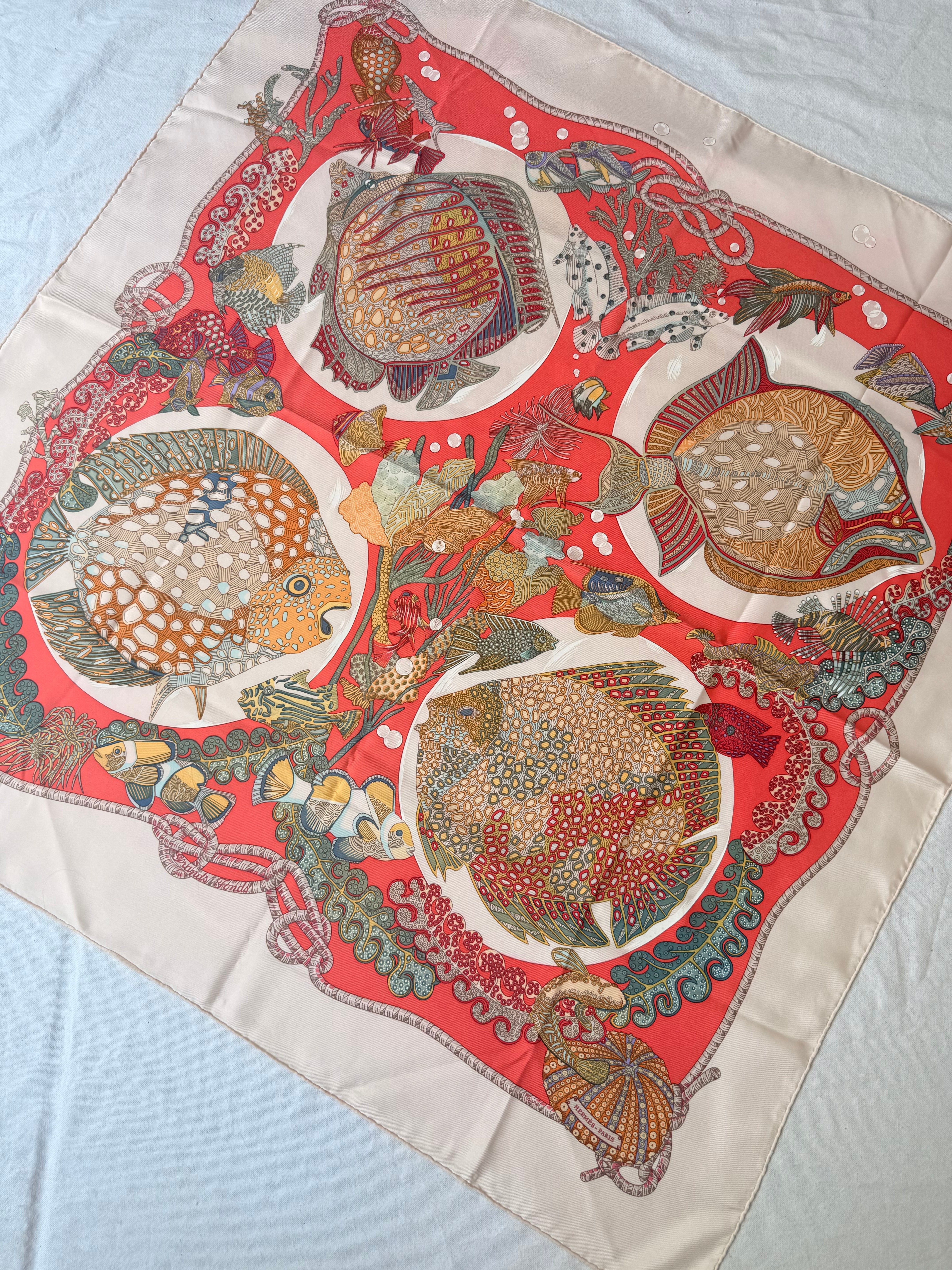 Foulard Hermès – Modèle Grands Fonds